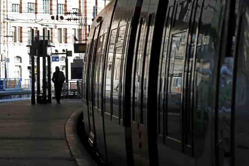 Sncf: sud-rail compte poursuivre la greve malgre les annonces
