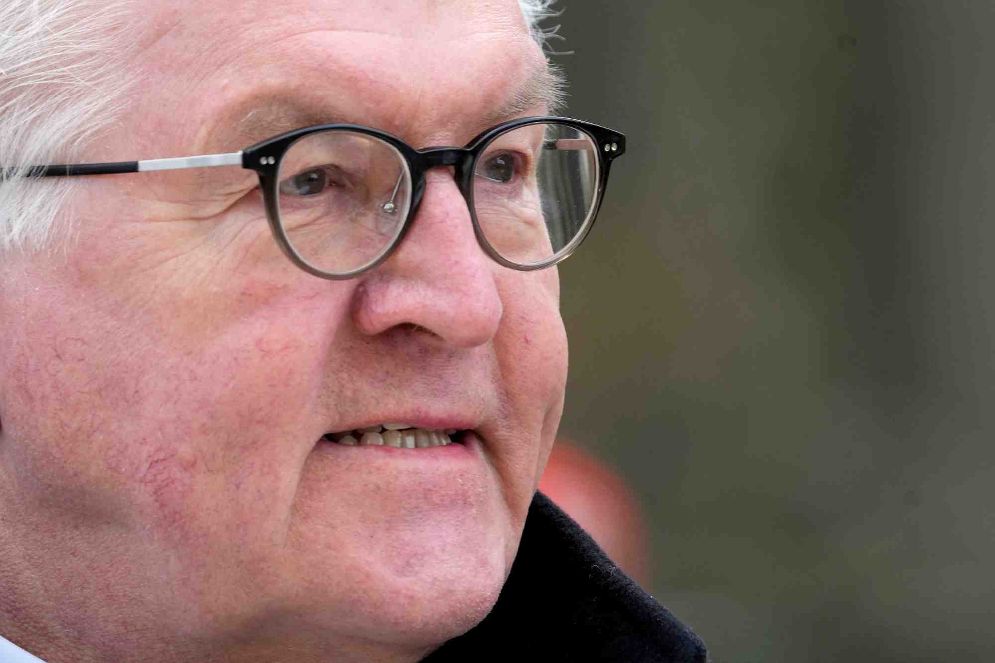 "je me suis trompe sur poutine", dit le president allemand