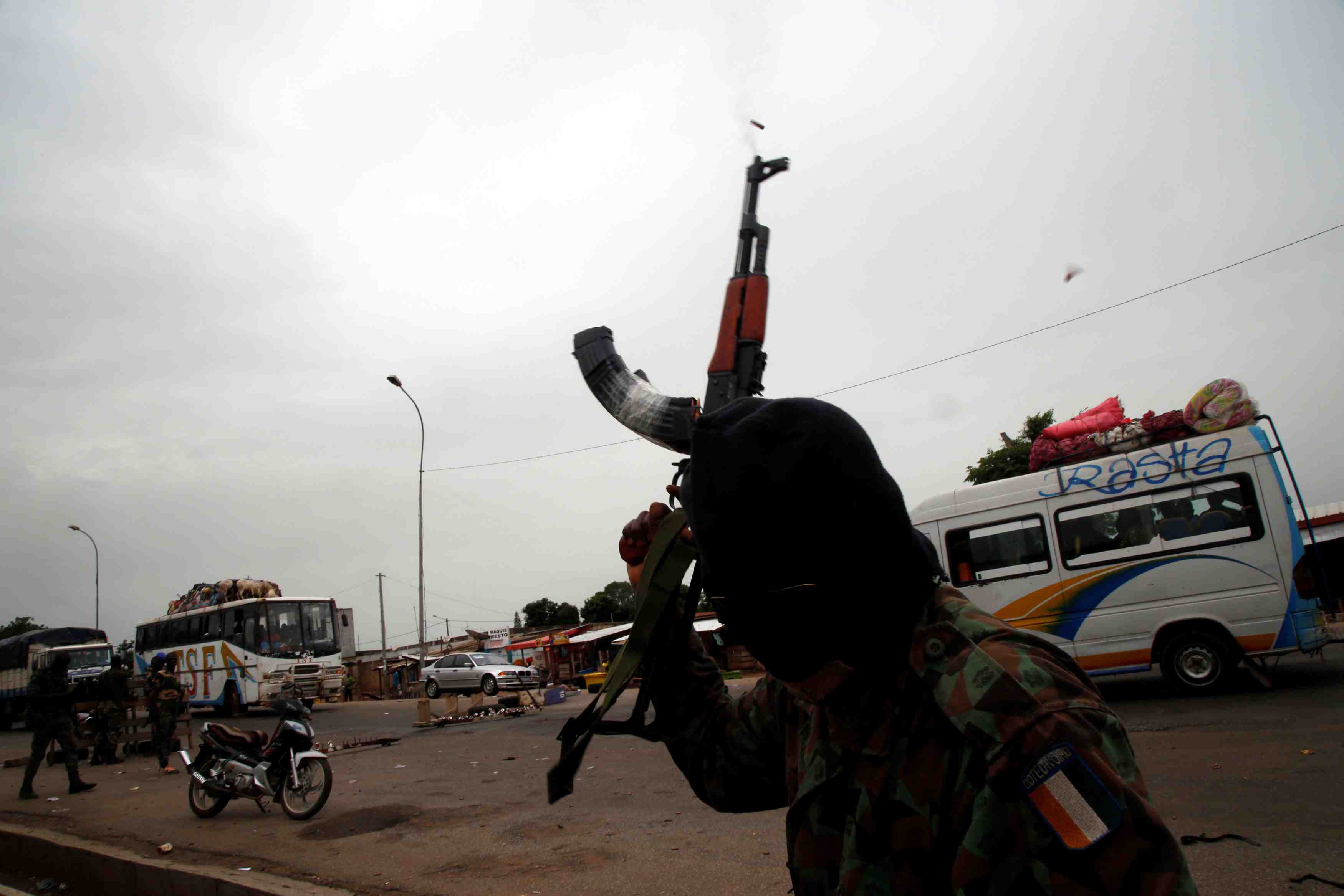 Cote d'ivoire: la mutinerie des soldats prend de l'ampleur