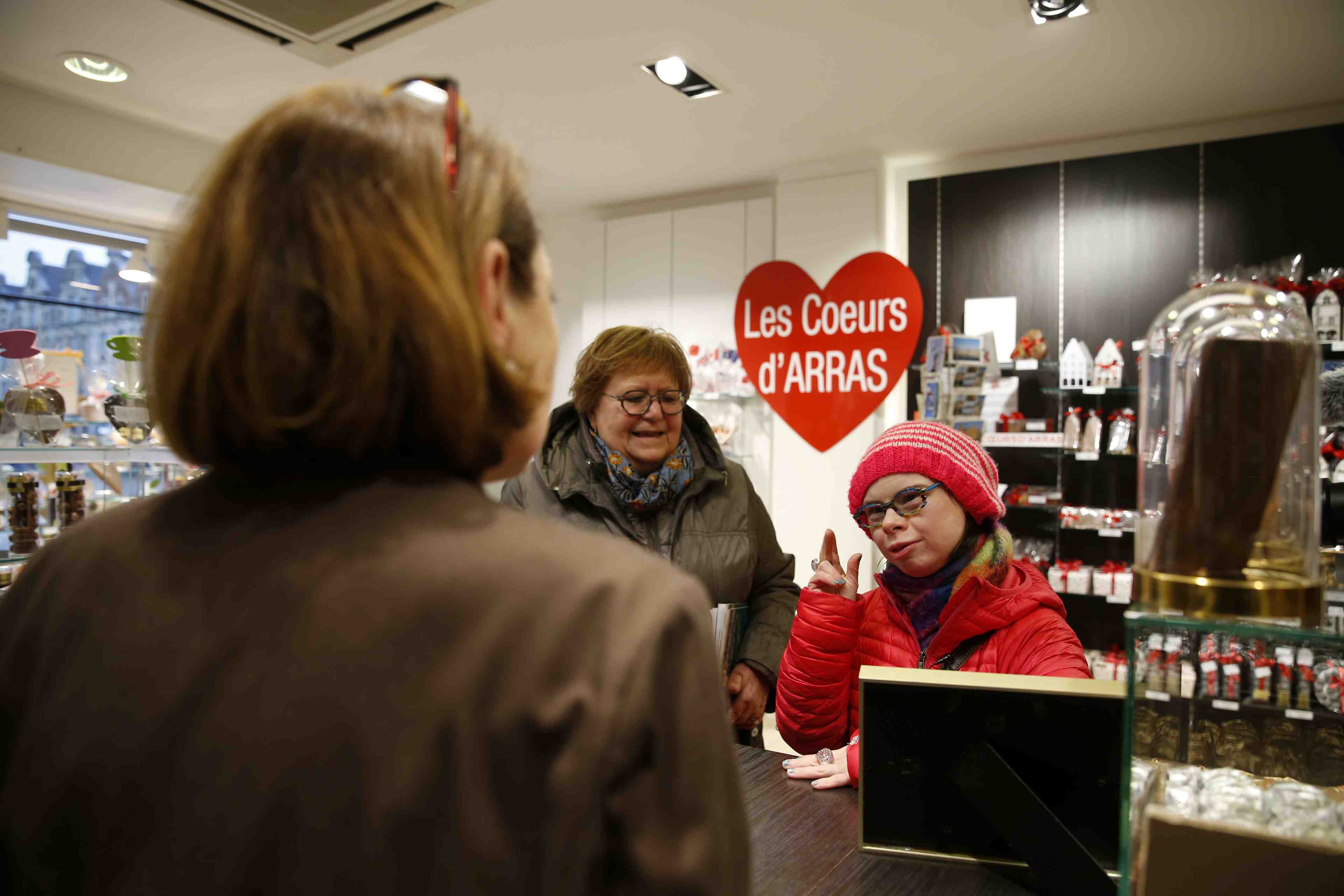 Municipales: eleonore laloux, trisomique, promet une societe plus inclusive