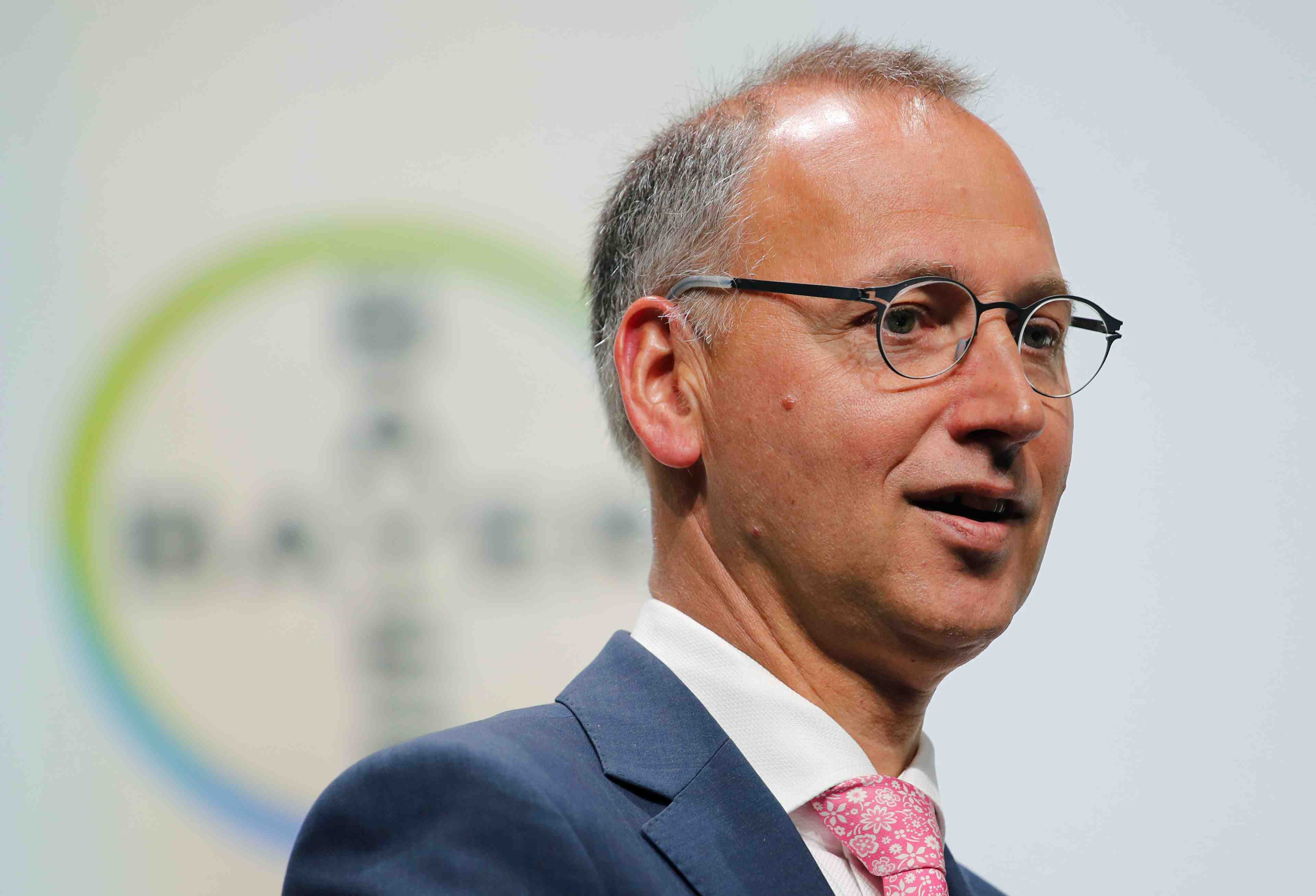 Bayer voit 300 millions de dollars de synergies de moins avec monsanto