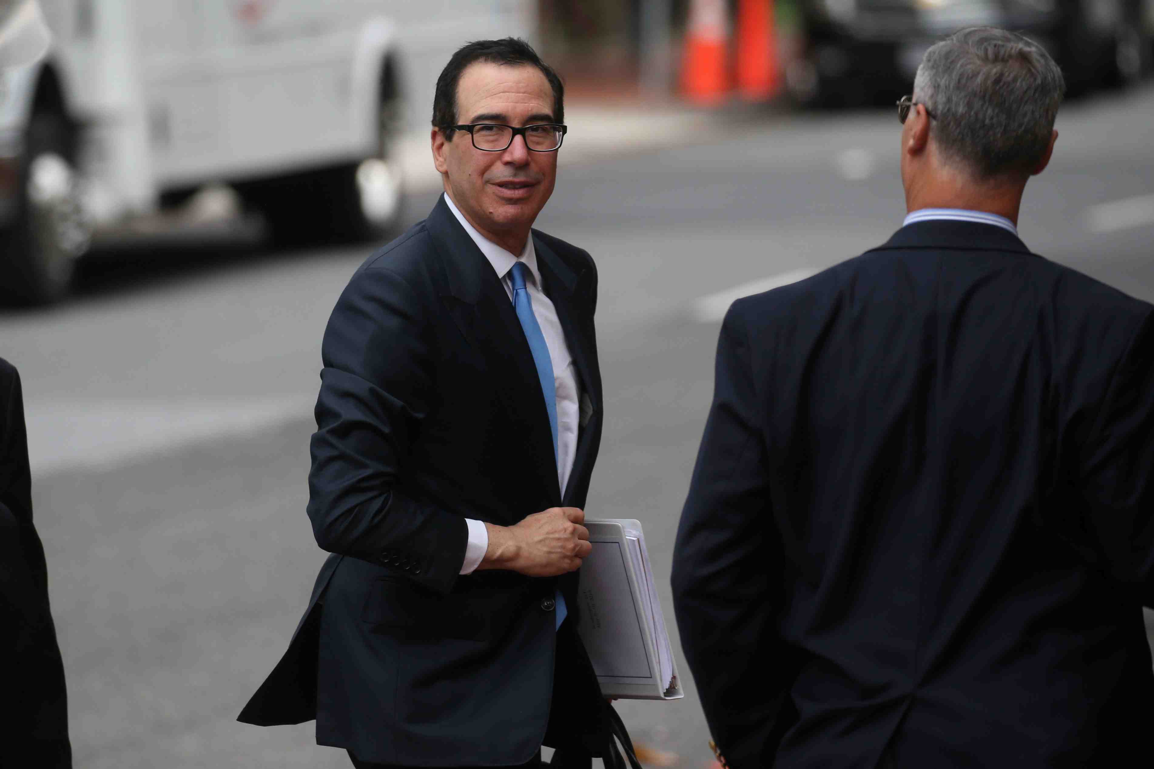 Commerce: mnuchin juge constructives les negociations avec pekin