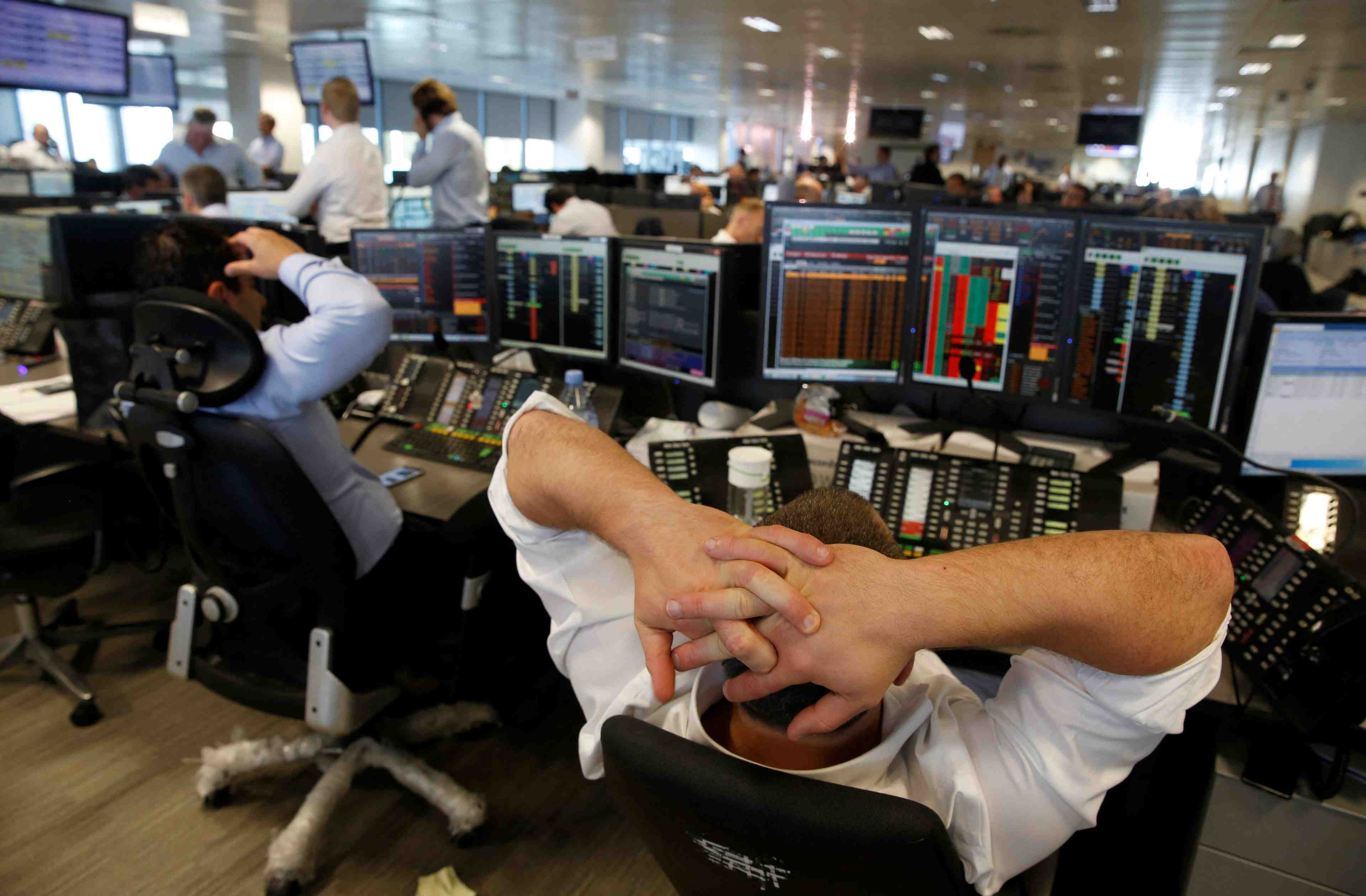 Les bourses europeennes ouvrent en legere hausse