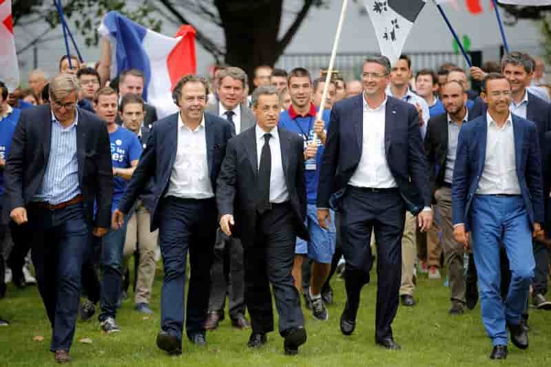 Sept candidats parviennent a recueillir les parrainages pour la primaire a droite