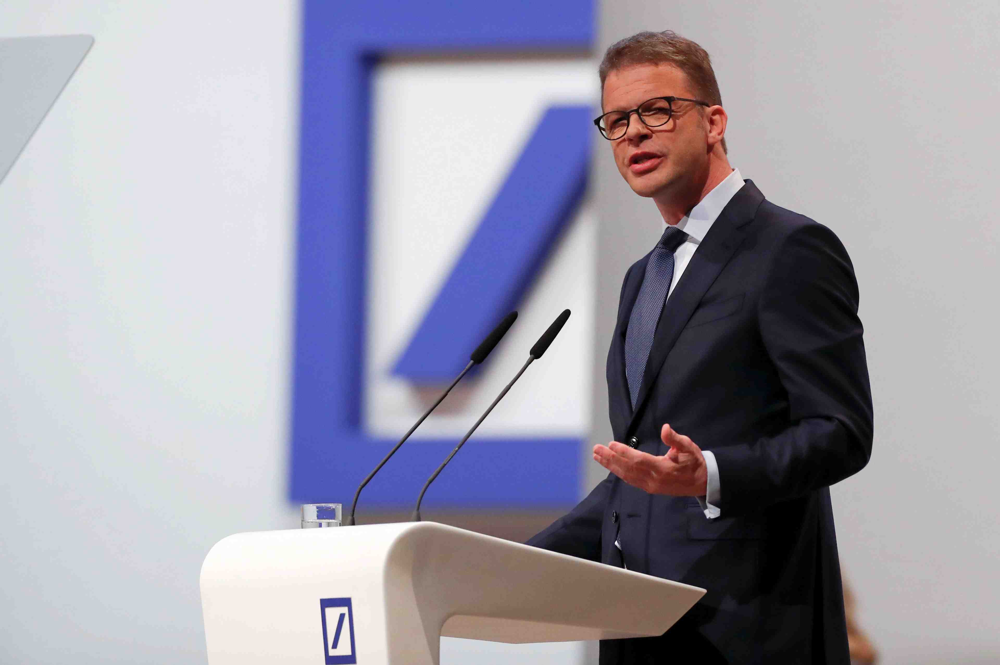 Le plan de sewing pour deutsche bank a l'epreuve des investisseurs