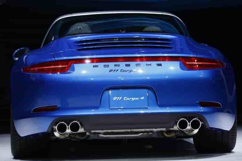 Les bénéfices de Porsche pourraient ralentir en 2014