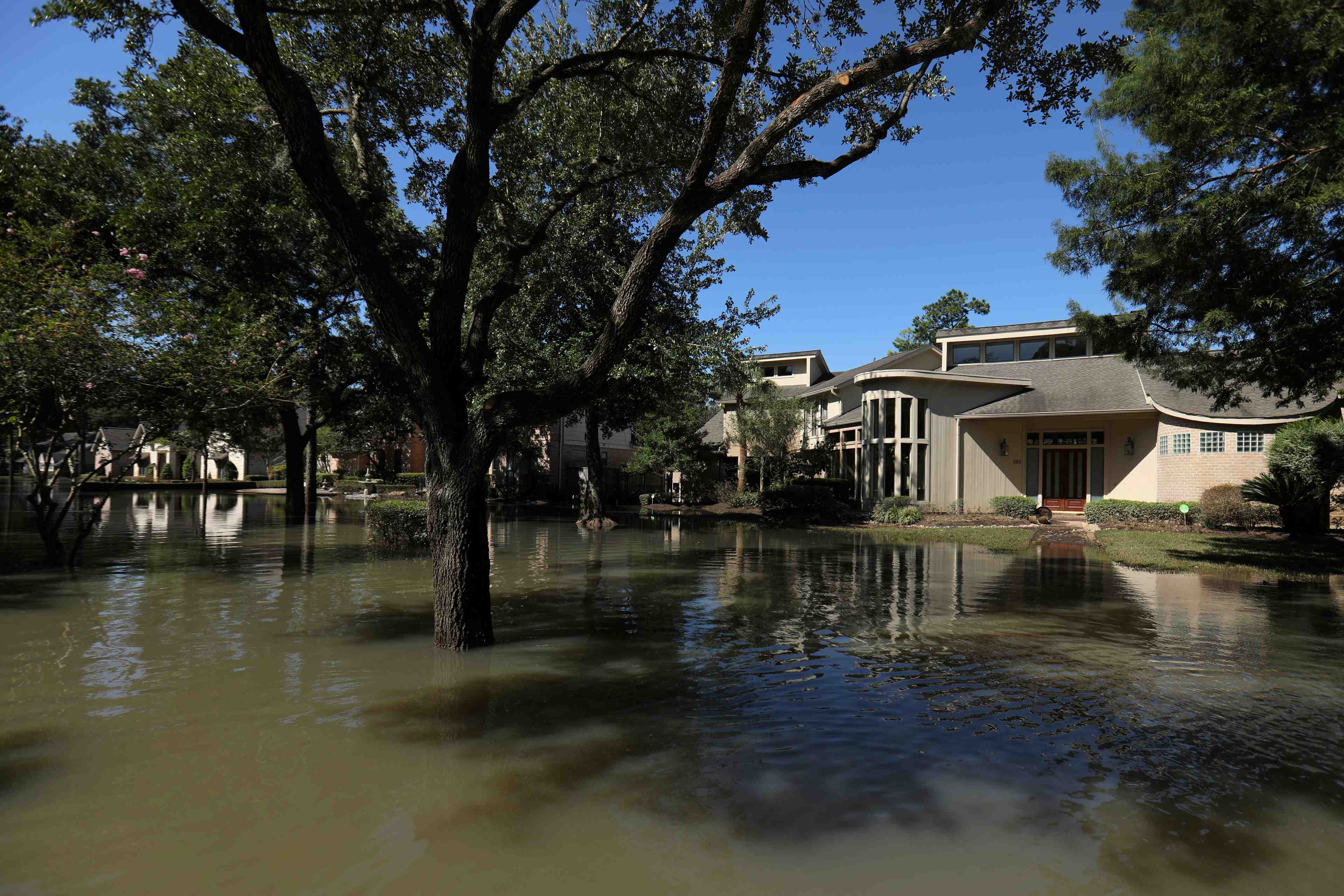 L'ouragan harvey plus meurtrier que craint initialement