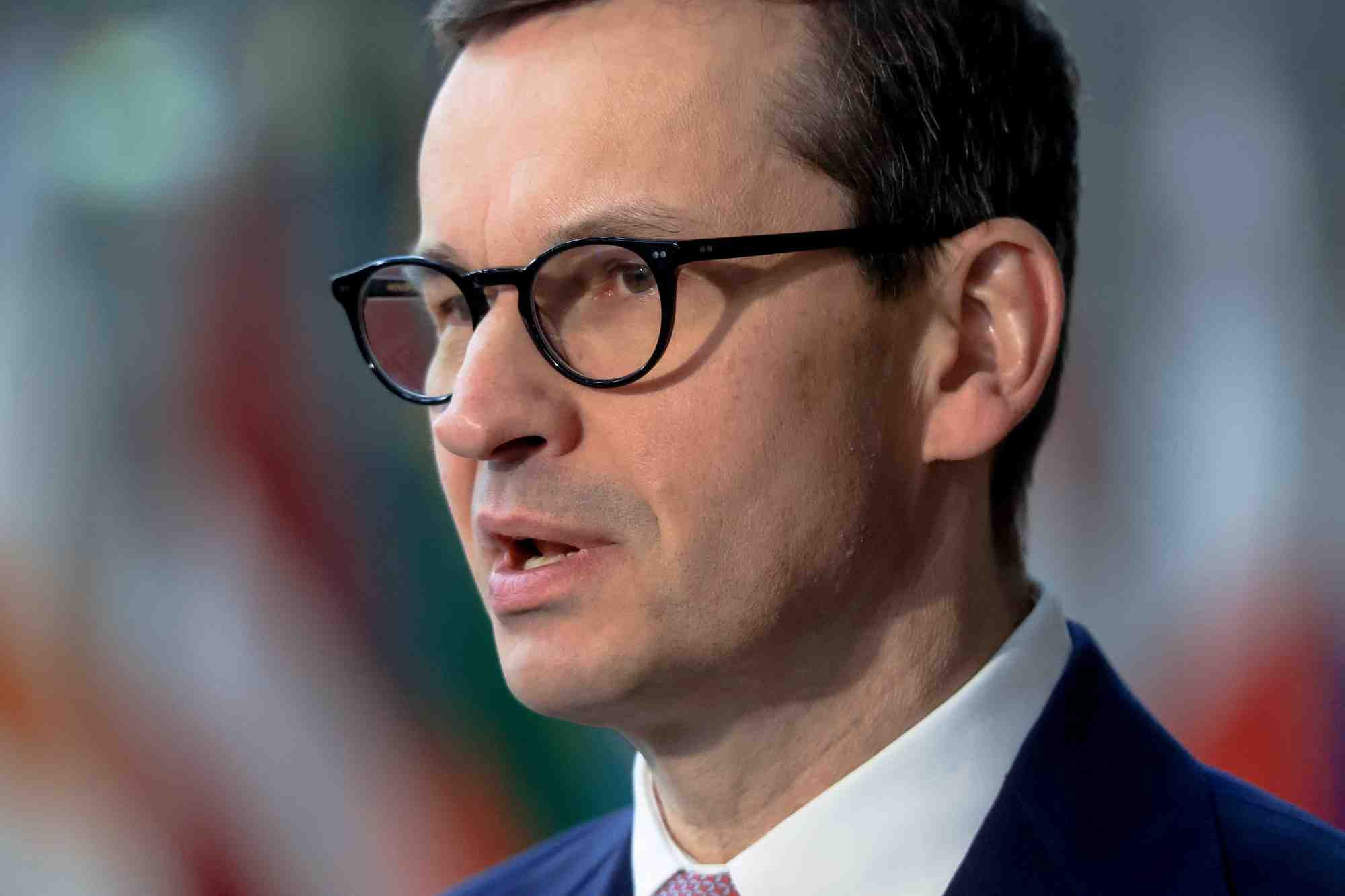 La pologne denonce l'attitude du president francais