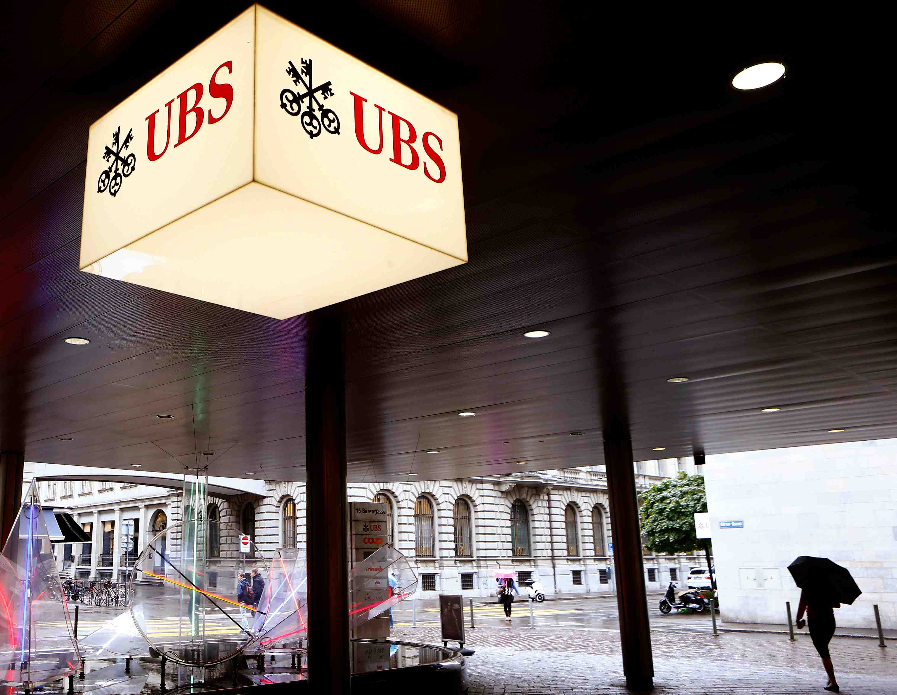 Ubs reste a surponderer sur les actions mondiales