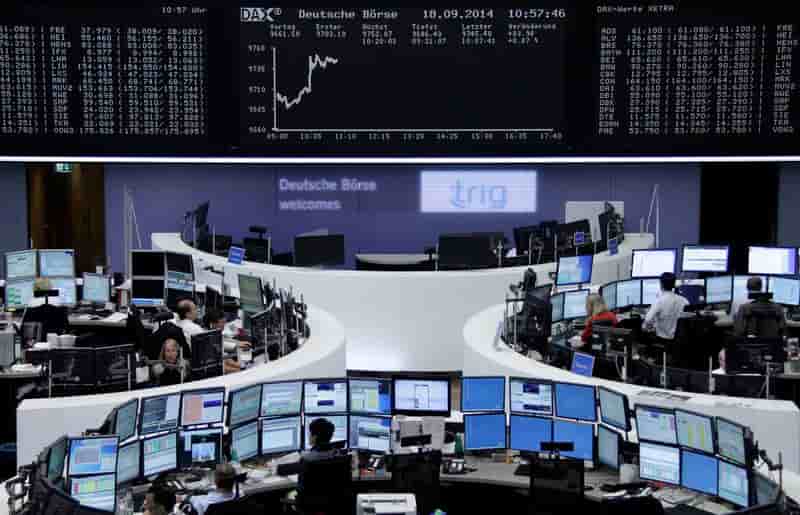 Les principaux marchés d'Europe orientés à la hausse à mi-séance