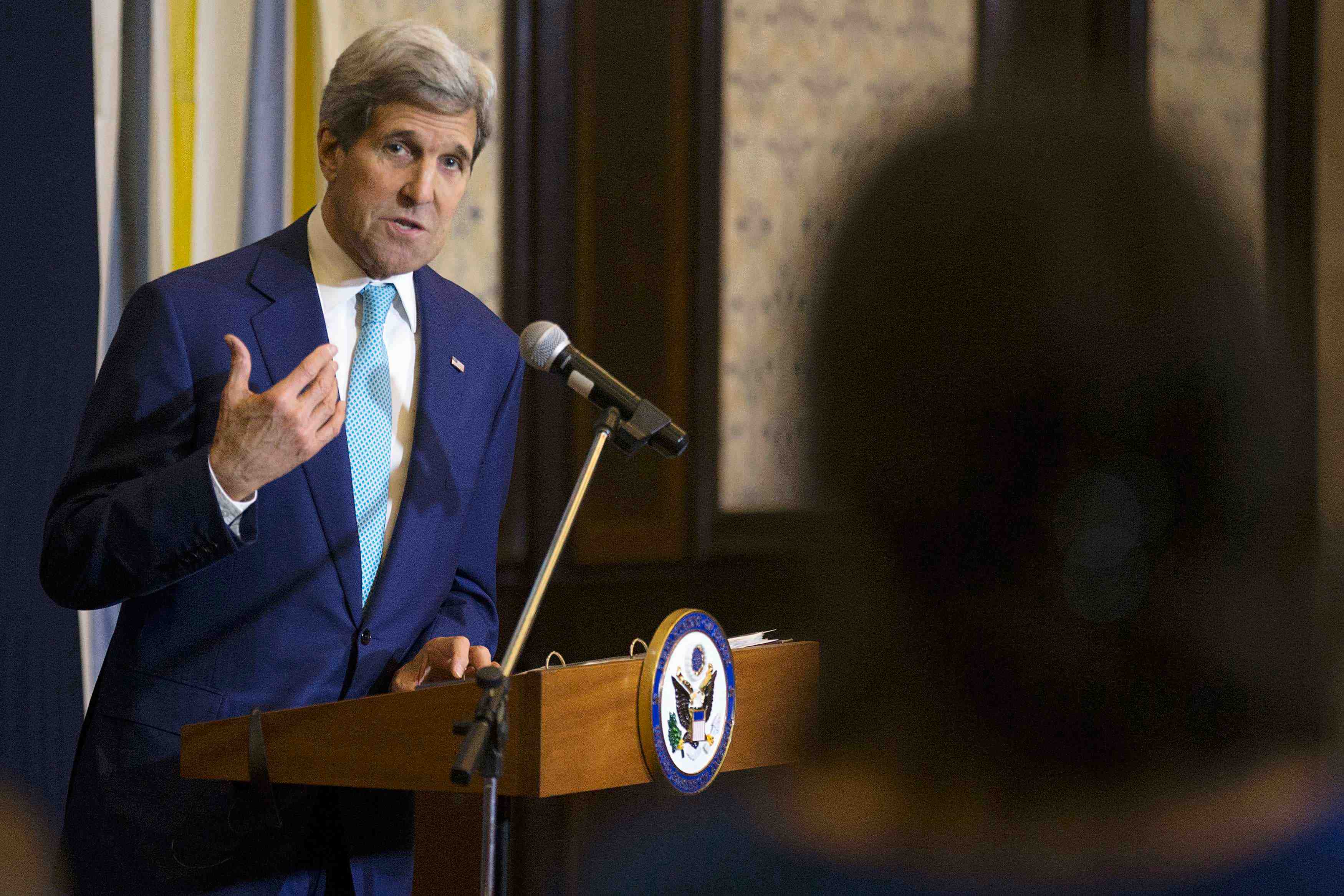 Pour john kerry, les etats-unis devront au final negocier avec bachar al assad