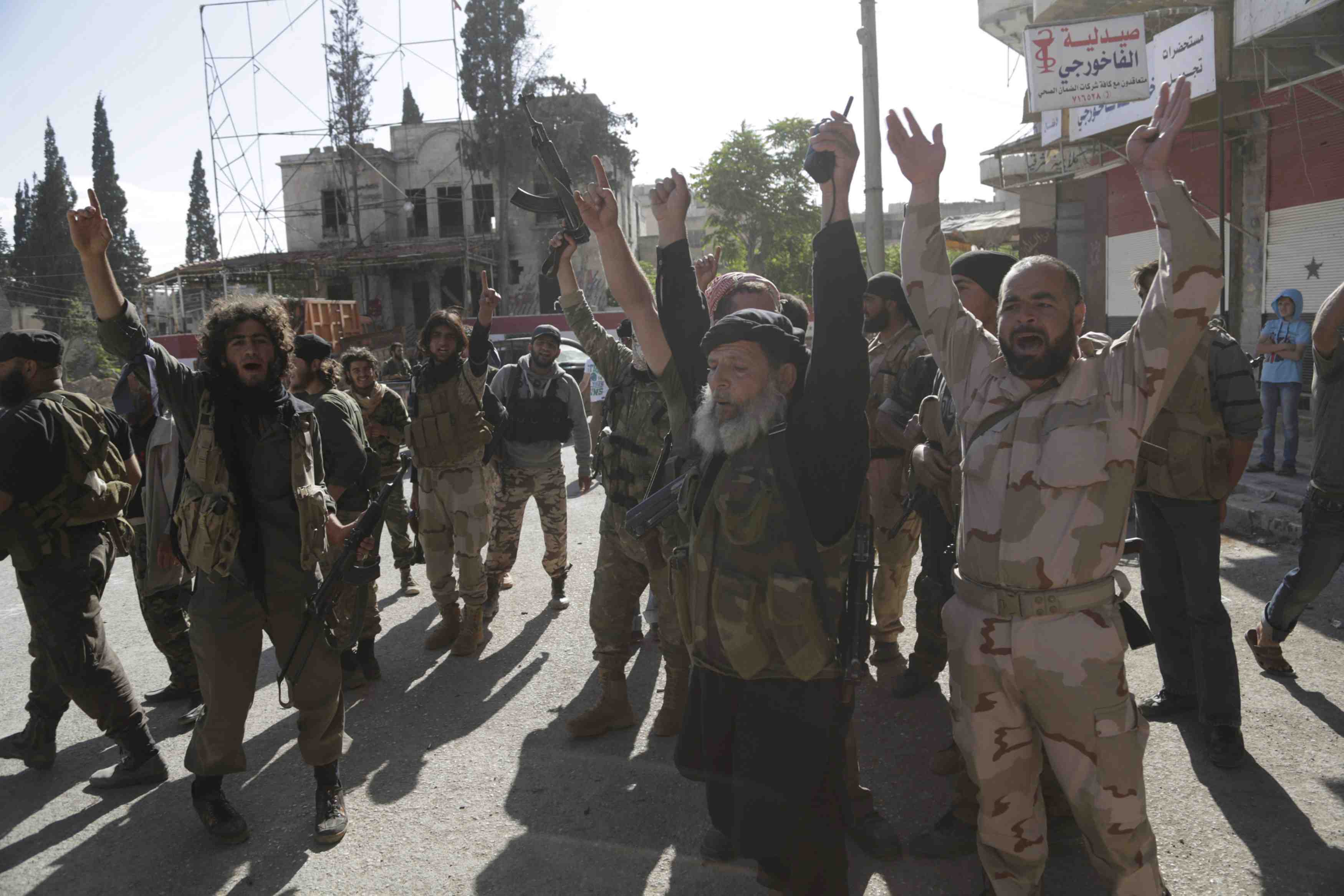 Les insurges progressent en syrie apres la prise d'ariha