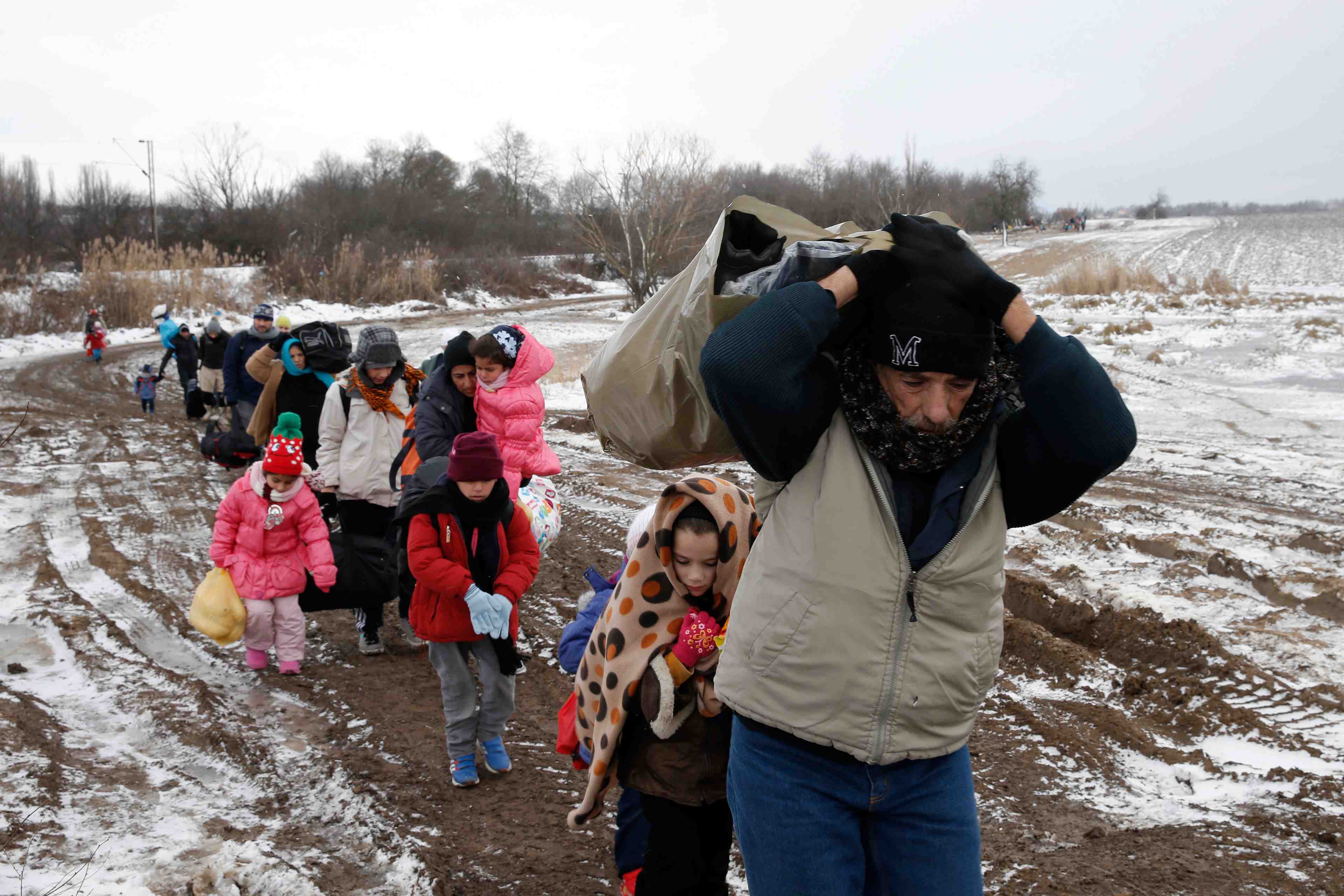 Le froid menace les jeunes refugies
