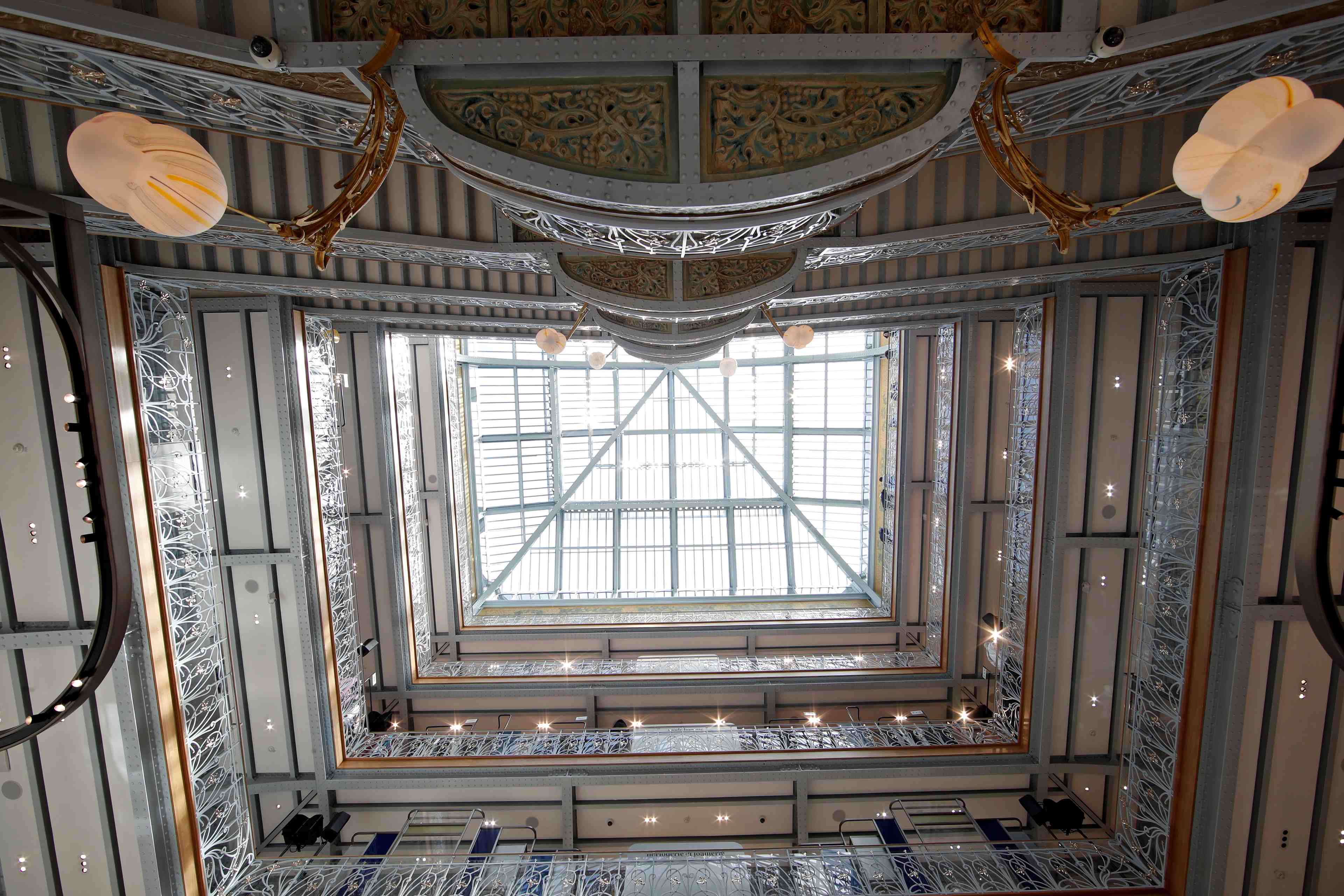 A paris, la samaritaine va rouvrir ses portes apres sept ans de travaux