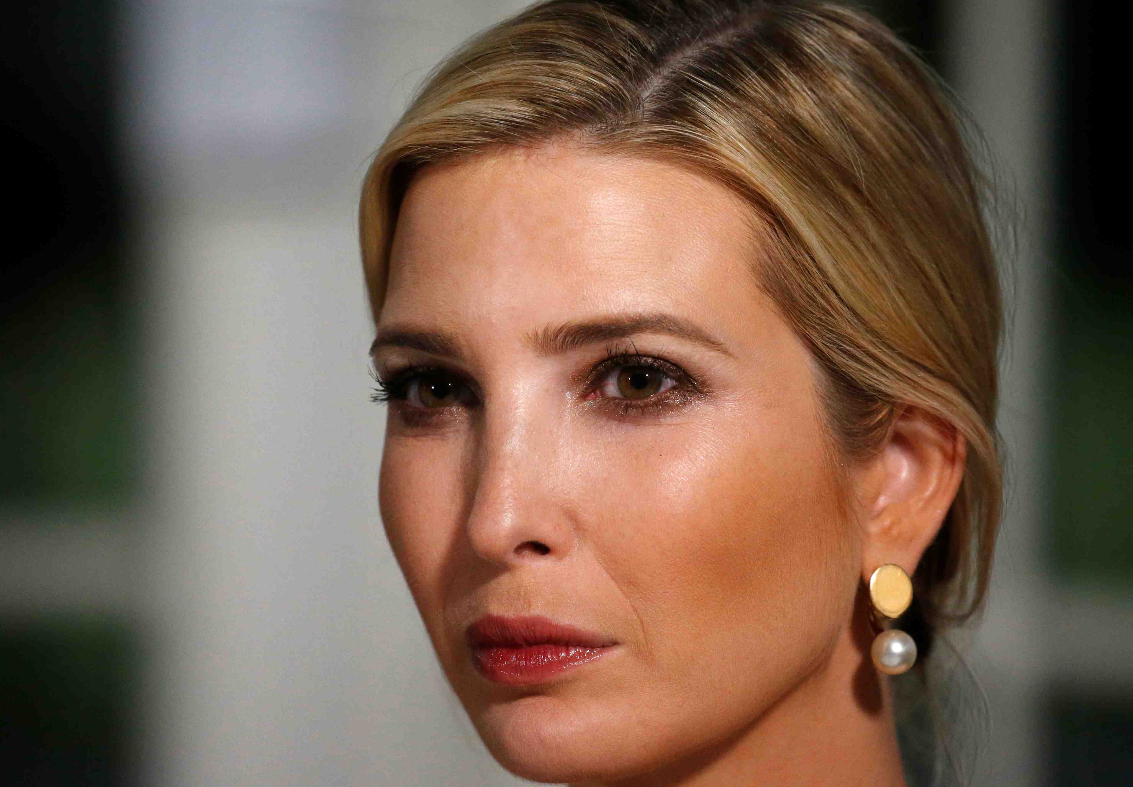 Ivanka trump rattrapee par une affaire de mail prive
