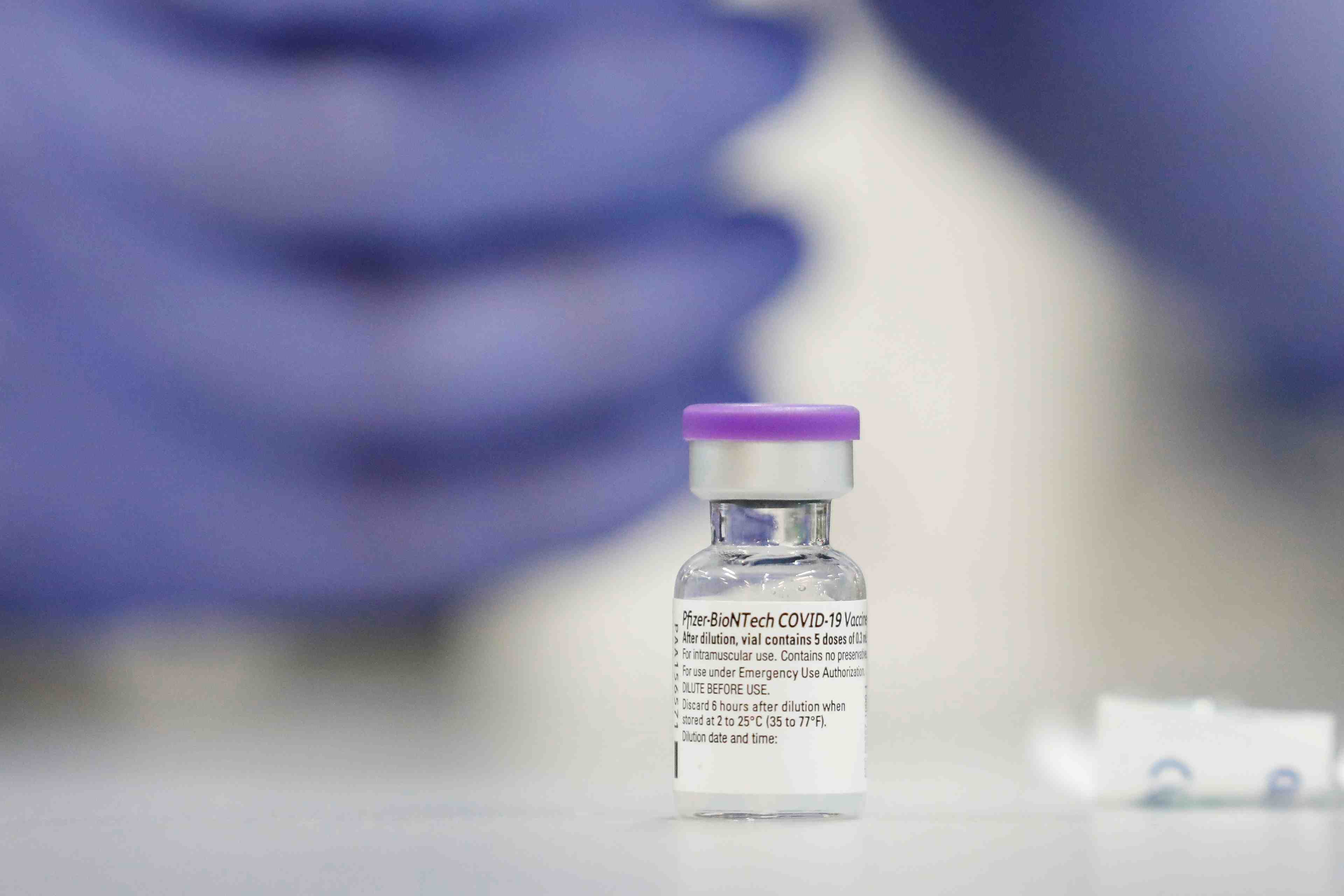 Coronavirus: l'ue devrait prendre sa decision d'ici ce soir sur le vaccin pfizer/biontech