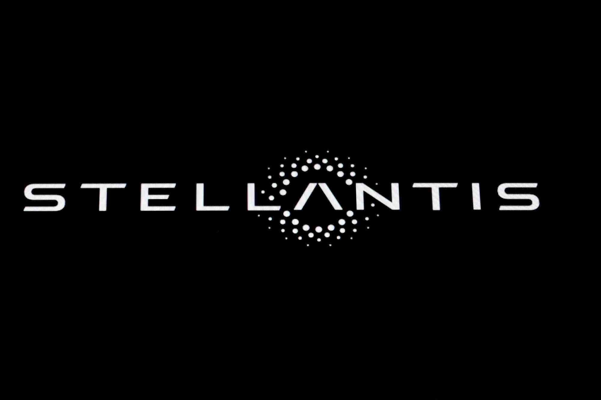 Photo d'archives du logo de stellantis