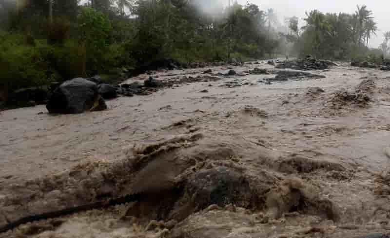 Le typhon Hagupit balaye les Philippines, un million d'évacués