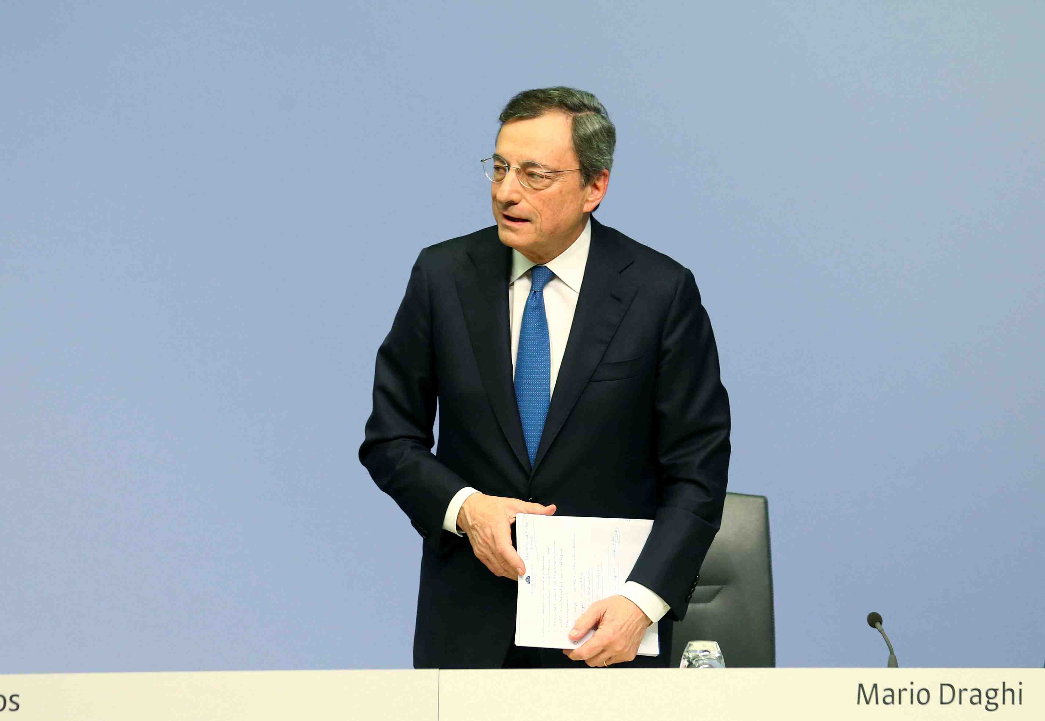 Un poste au vatican pour mario draghi