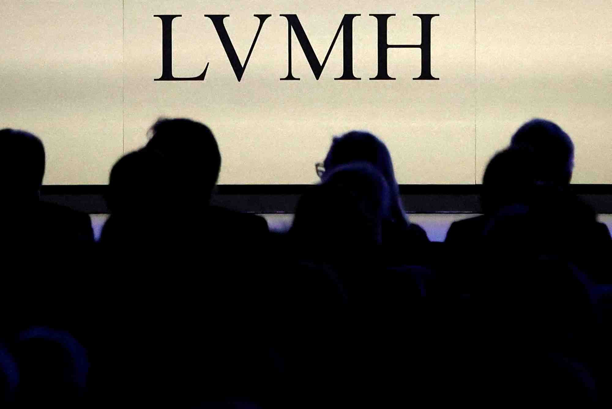 Reunion annuelle des actionnaires de lvmh moet hennessy louis vuitton a paris