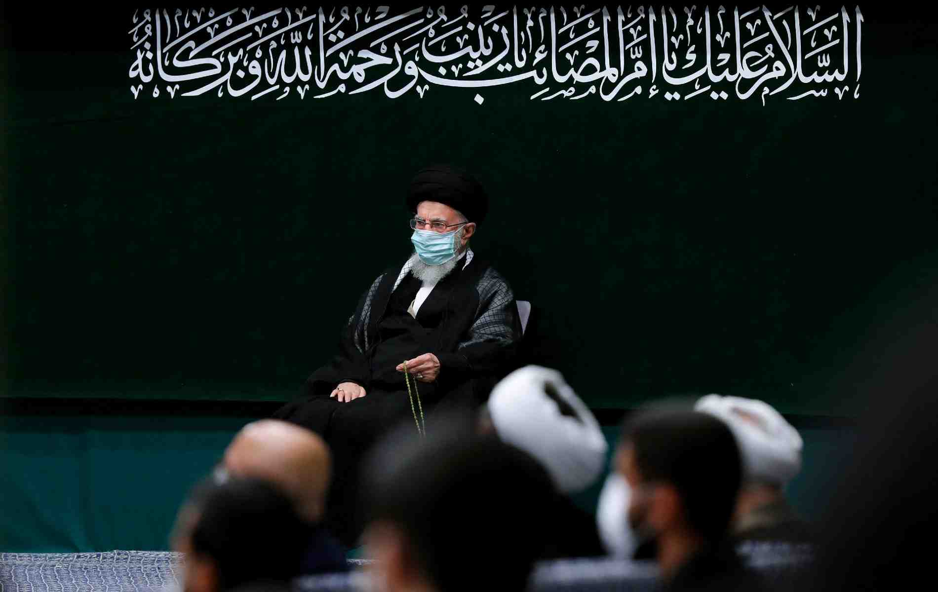 L'ayatollah Khamenei a promis une « réponse sévère » en Iran.