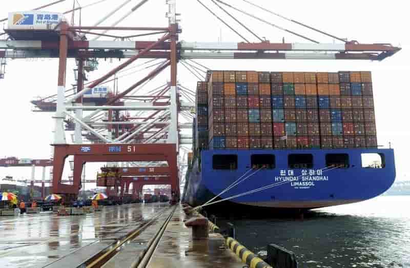 Recul moins fort que prevu des exportations de la chine