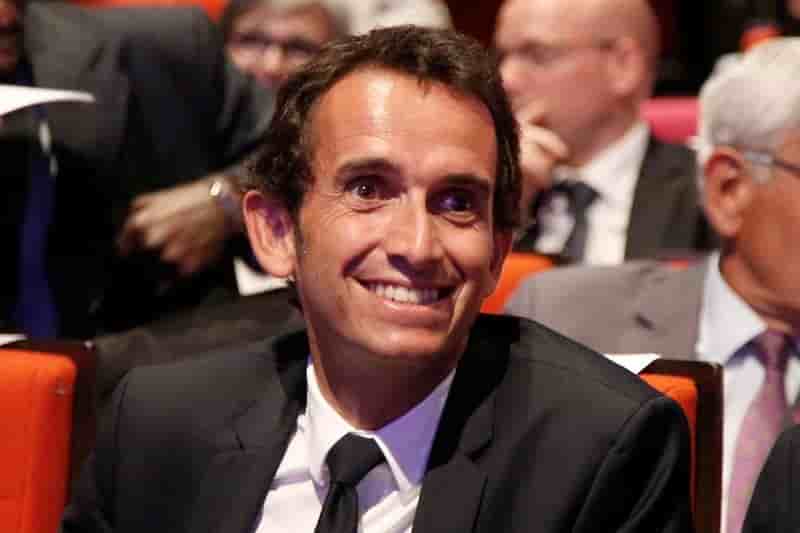 Alexandre bompard prendra les renes de carrefour le 18 juillet