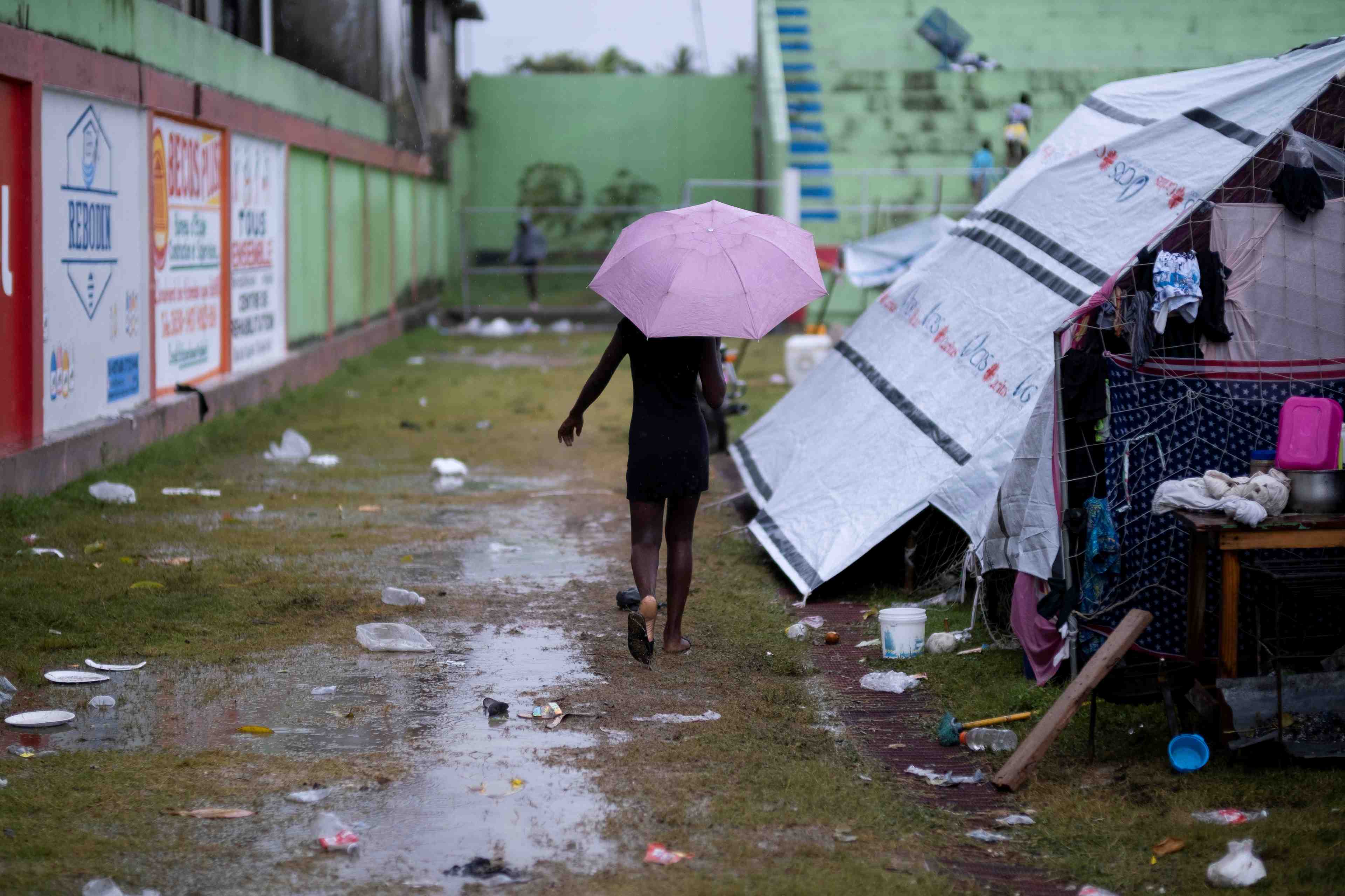 Haiti: les survivants du seisme frappes par des pluies torrentielles