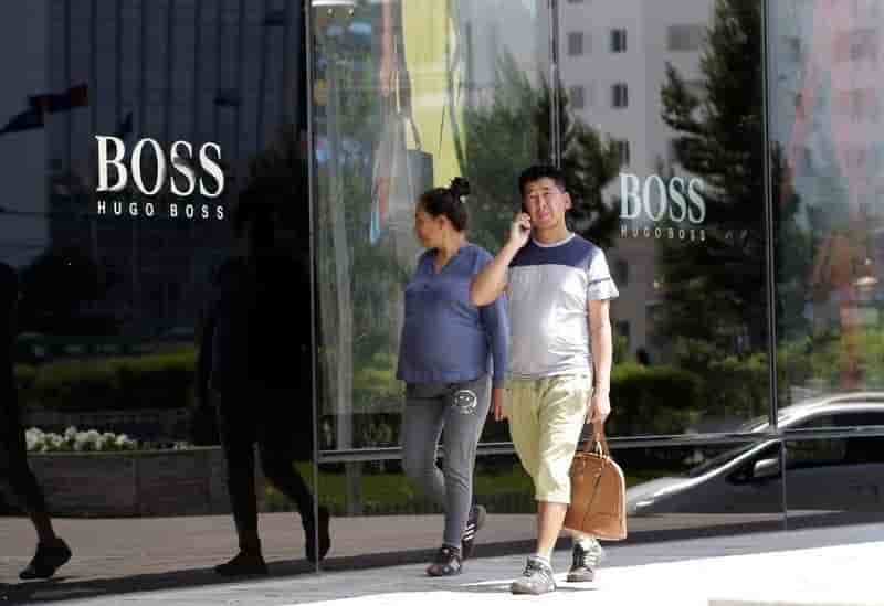 Hugo boss va fermer une vingtaine de boutiques