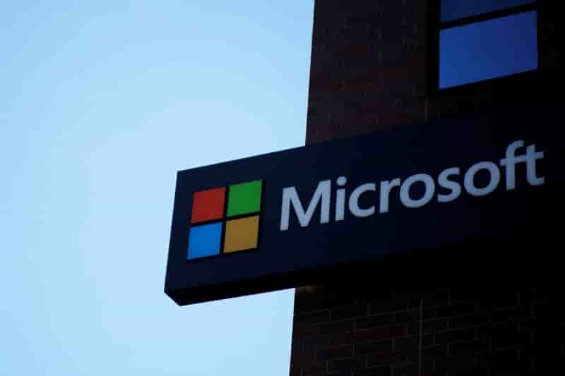 France: une elue inquiete des liens entre la defense et microsoft