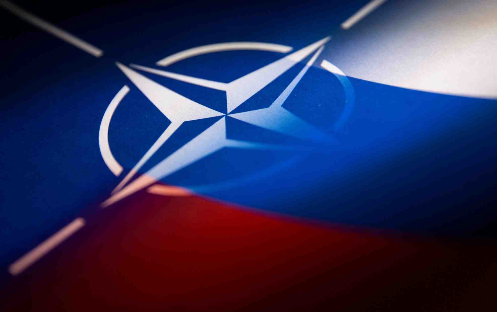 "la russie paiera": l'occident mettra en garde poutine lors de trois sommets