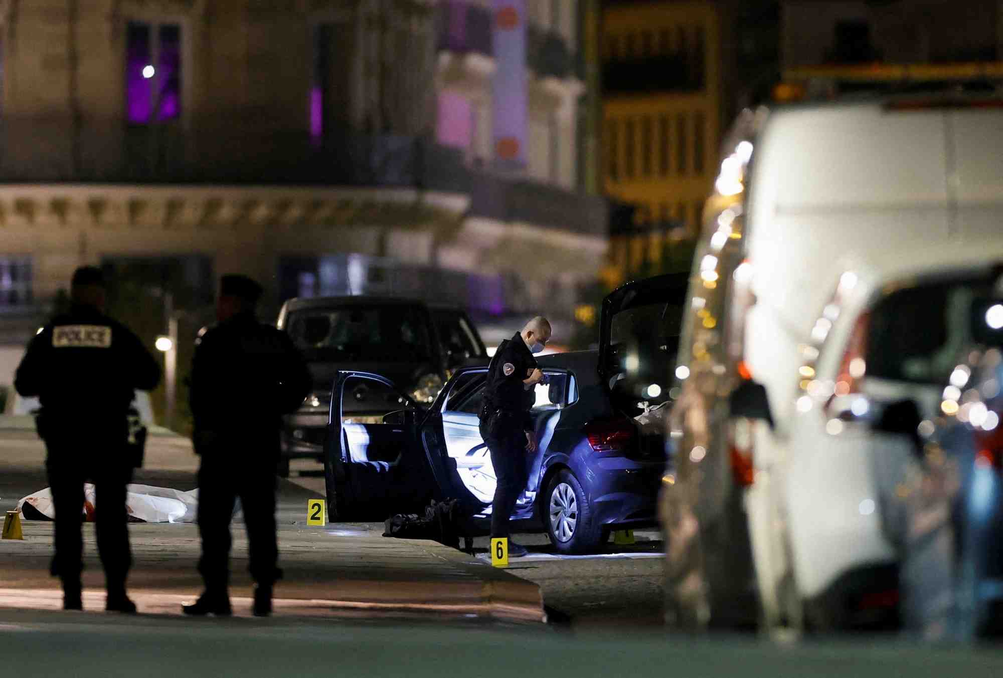 France: la police tire sur un vehicule, deux morts