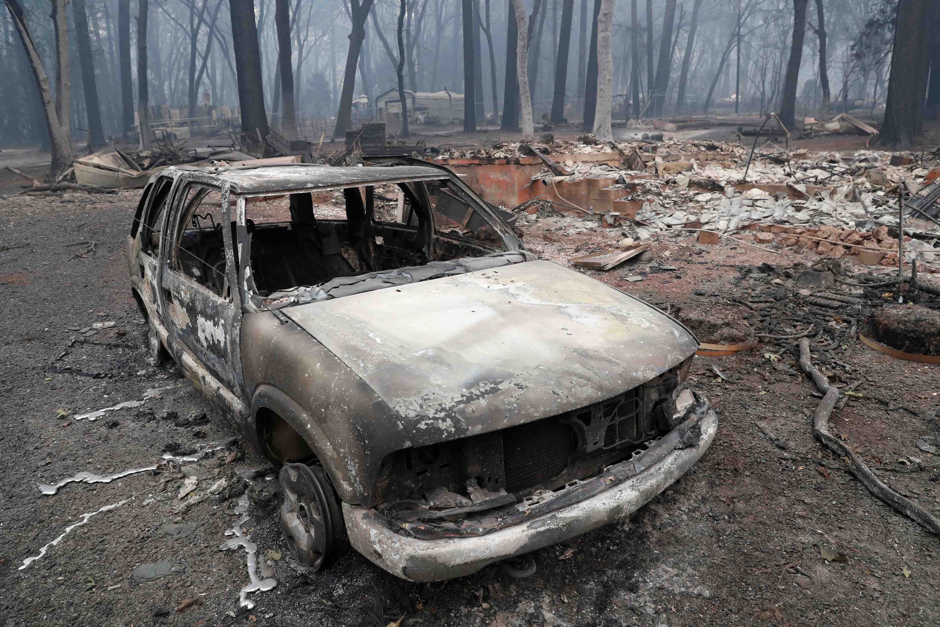 Le bilan de l'incendie "camp fire" en californie porte a 81 morts