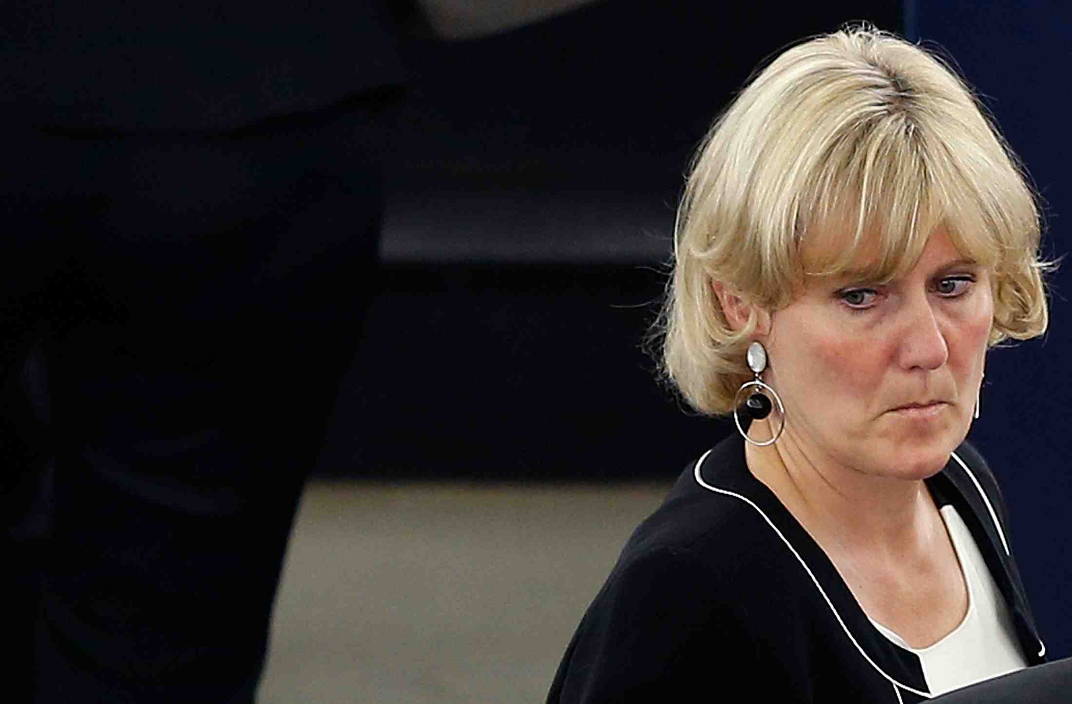 Pecresse et morano s'echarpent au sein d'une droite decomposee