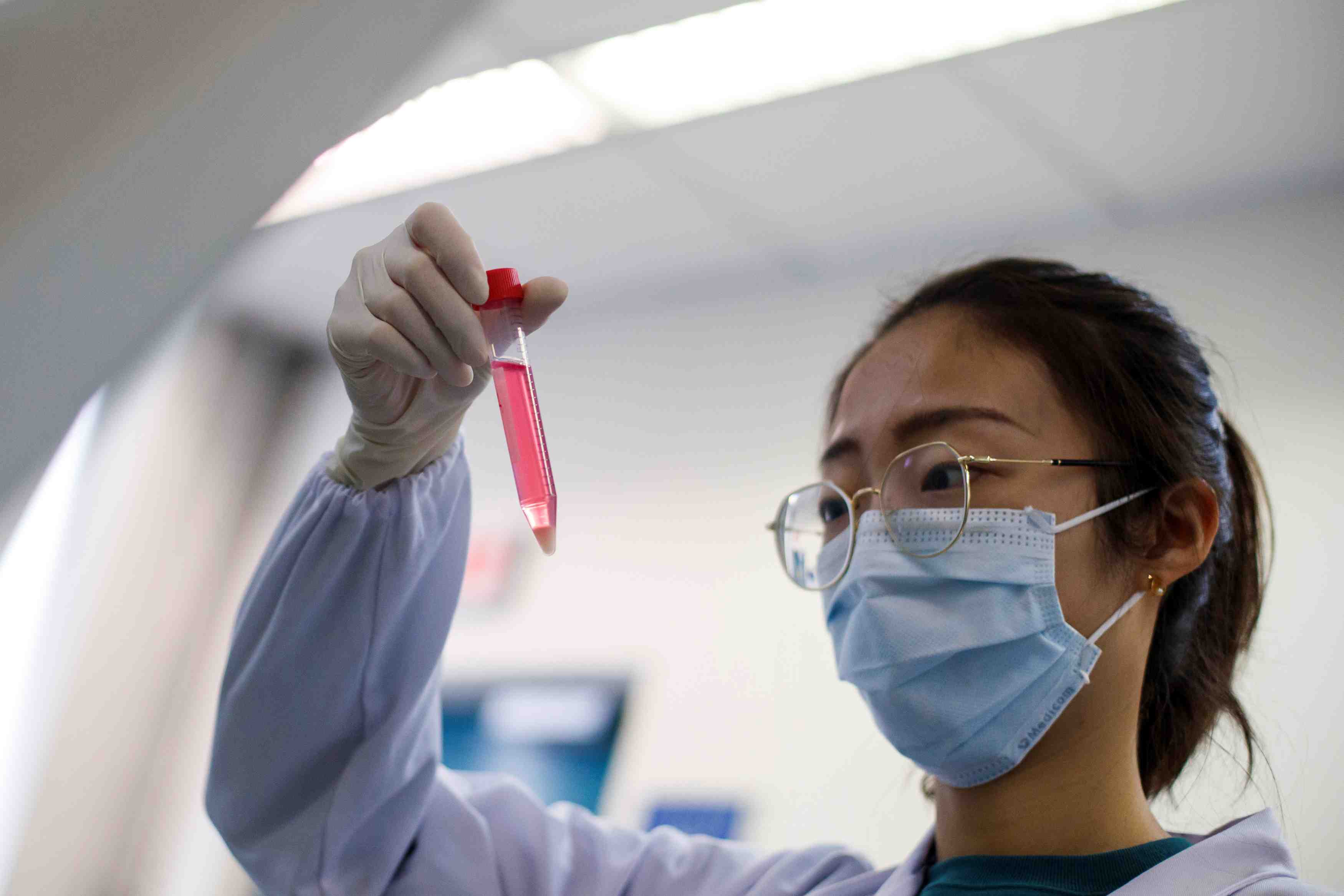 Coronavirus: des chercheurs chinois lancent les tests de phase 2 d'un vaccin