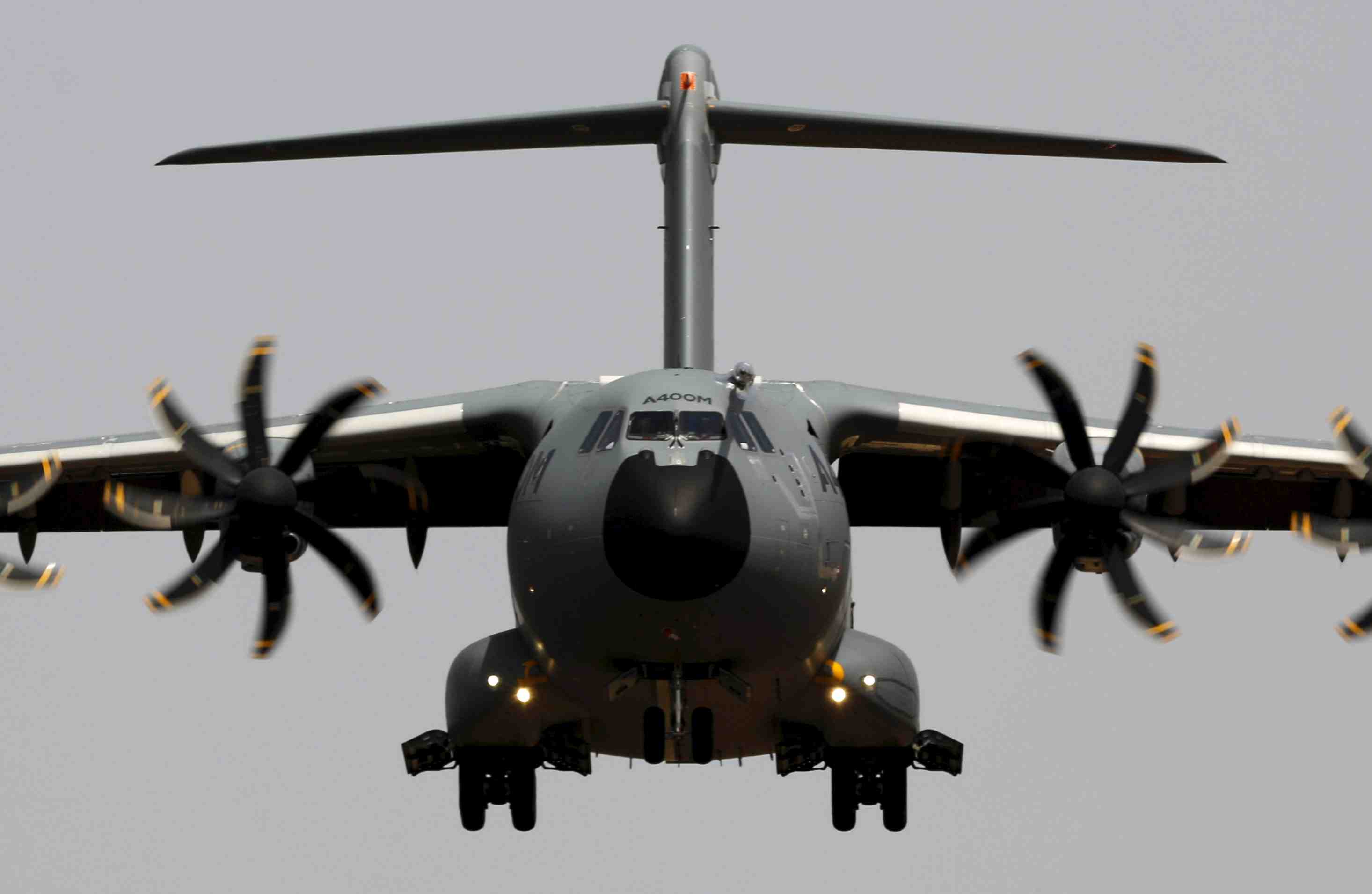 L'a400m accidente en espagne a eu des problemes de puissance sur trois moteurs
