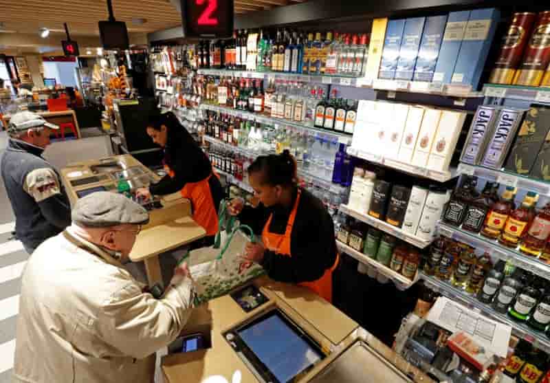 La croissance de l'activite du prive se tasse en aout