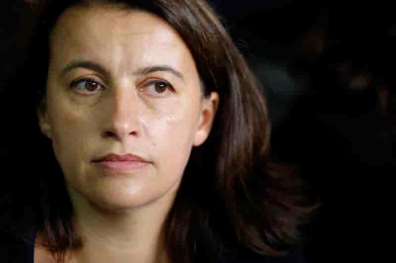 Cecile duflot accuse manuel valls d'avoir fait disparaitre la gauche