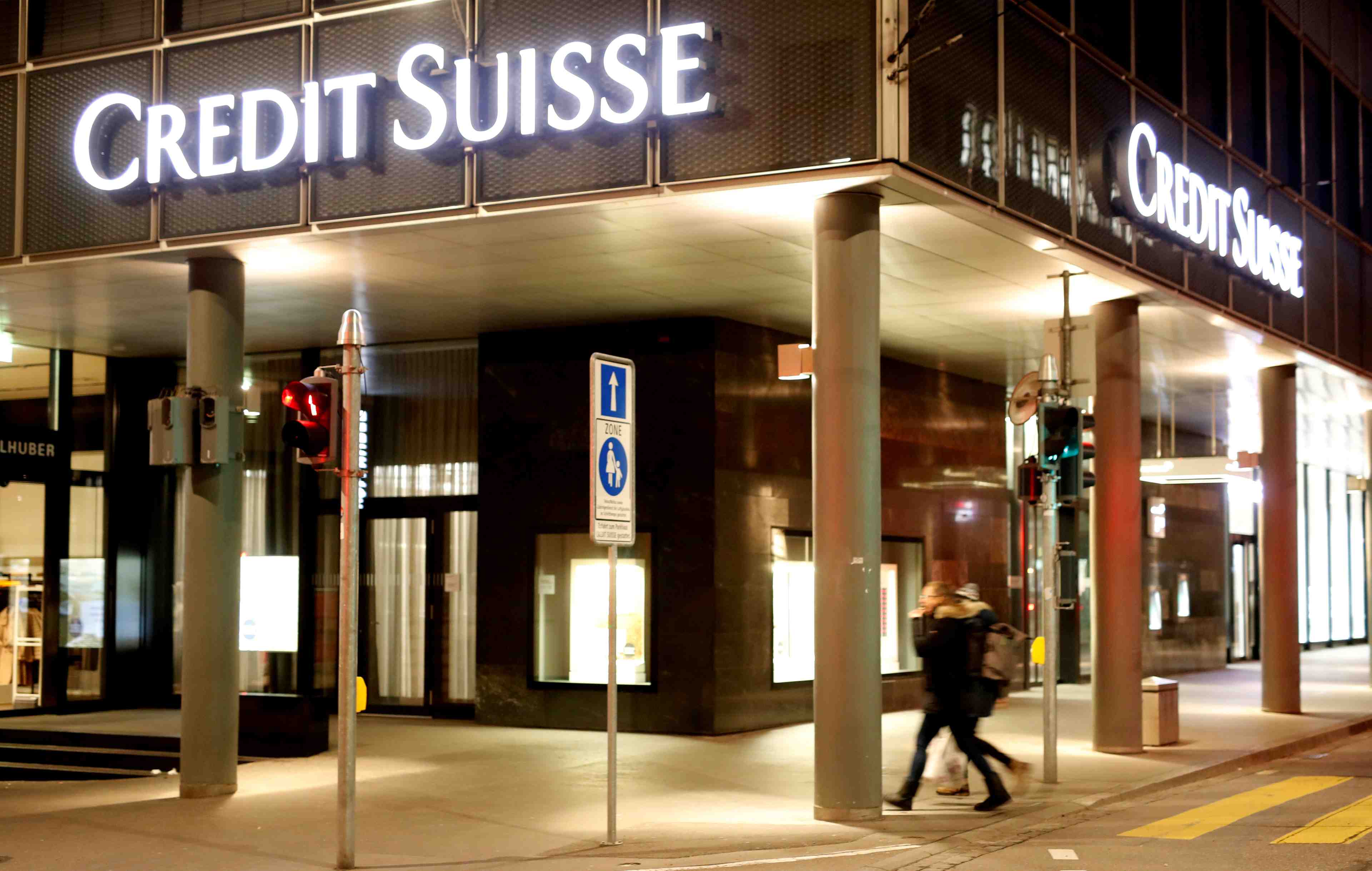 Archegos: credit suisse a vendu des blocs d'actions discovery et iqiyi, selon des sources