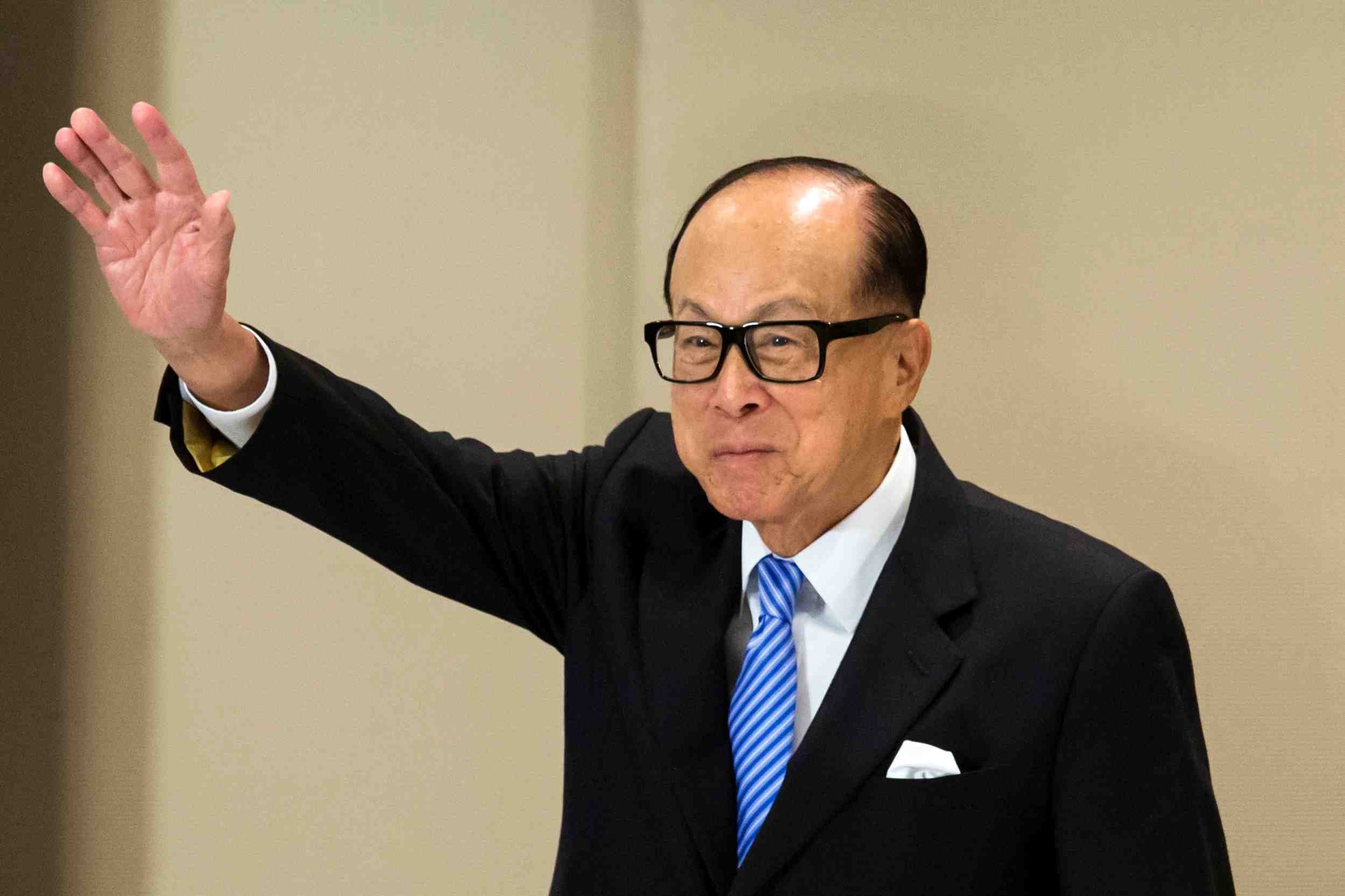 La compagnie ferroviaire britannique eversholt rachetee par li ka-shing