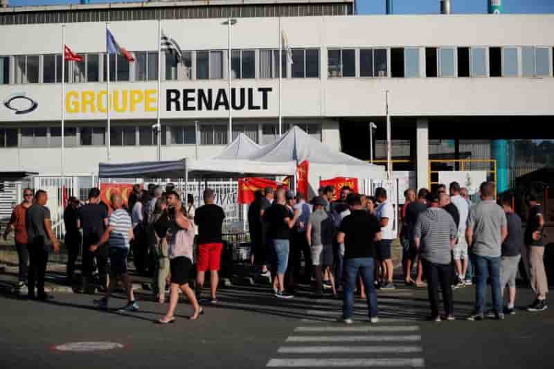 Renault: le site de maubeuge preserve, caudan pourrait etre cede, dit senard
