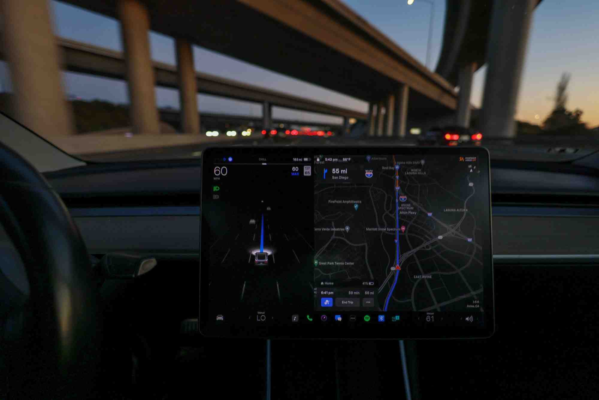 Tesla va rappeler 362 000 vehicules americains pour mettre a jour son logiciel full self-driving (fsd) beta