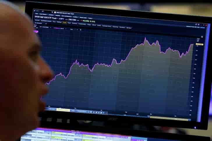 Le dow jones finit quasi stable, le nasdaq gagne 0,39%