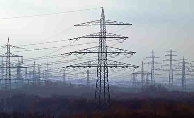 électricité lignes transport