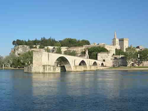 Avignon: 131 euros la nuitée