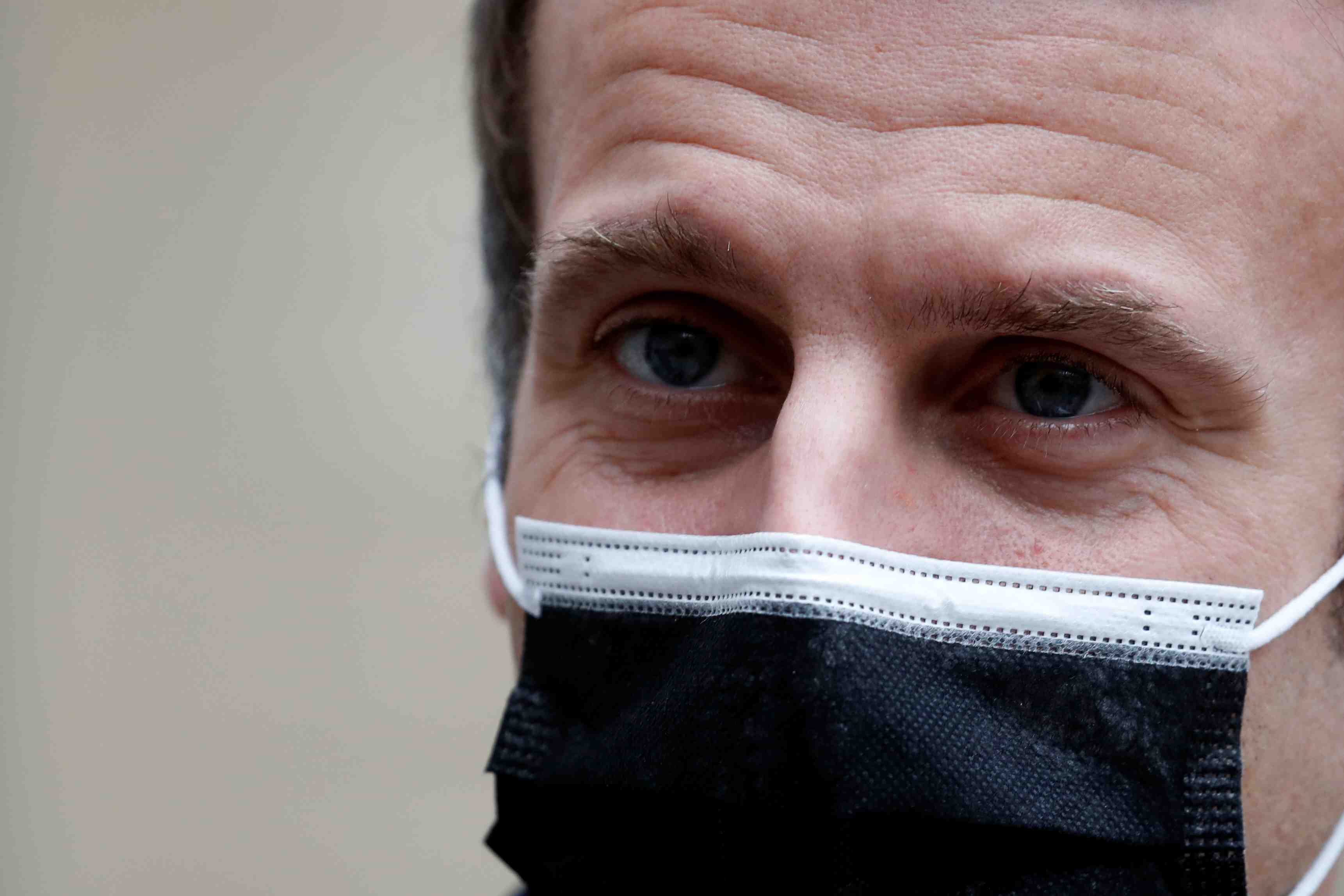 Emmanuel macron diagnostique positif au covid-19