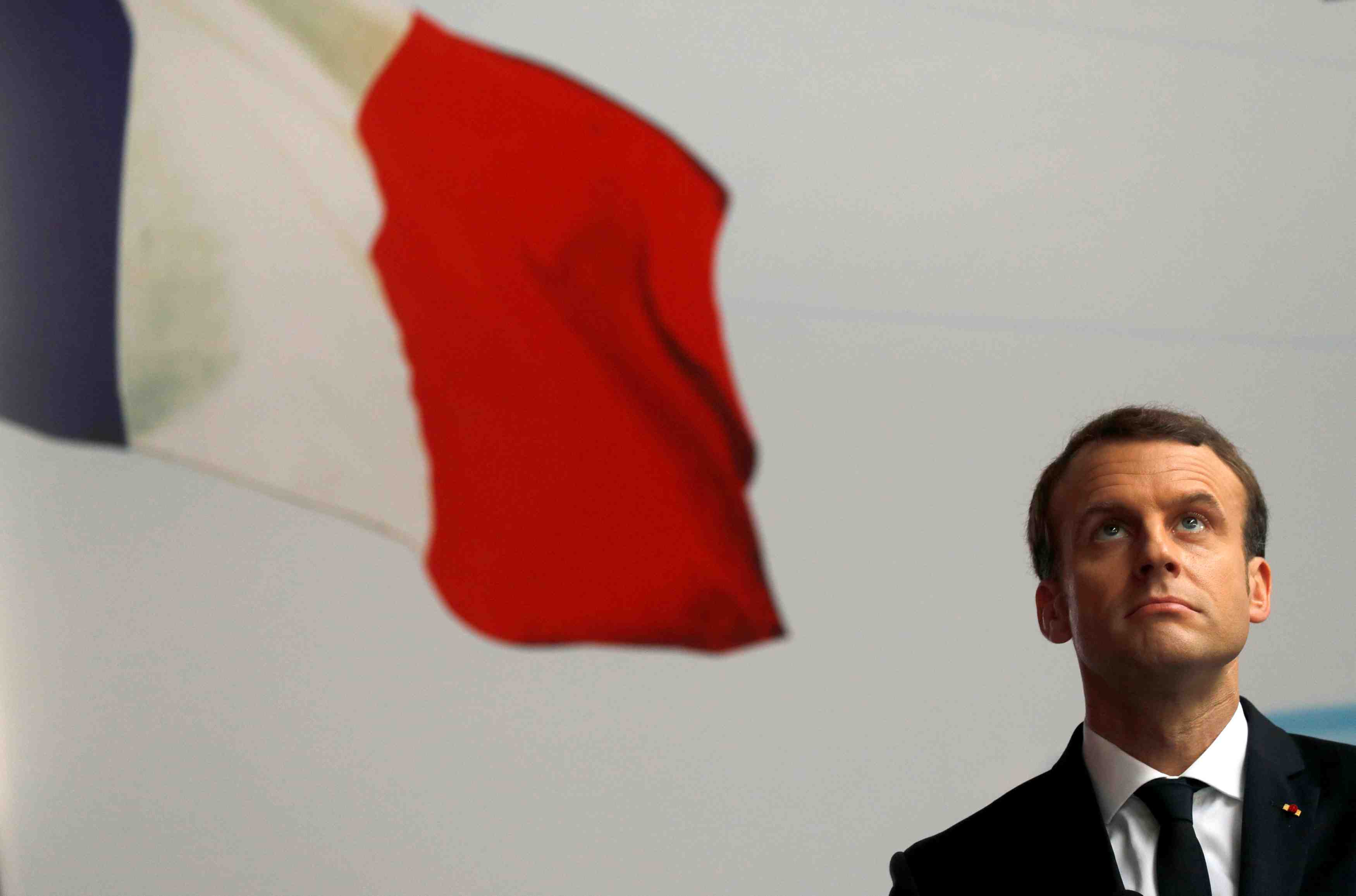 Pas d'envoi a ce stade de policiers ou soldats francais en libye, dit macron