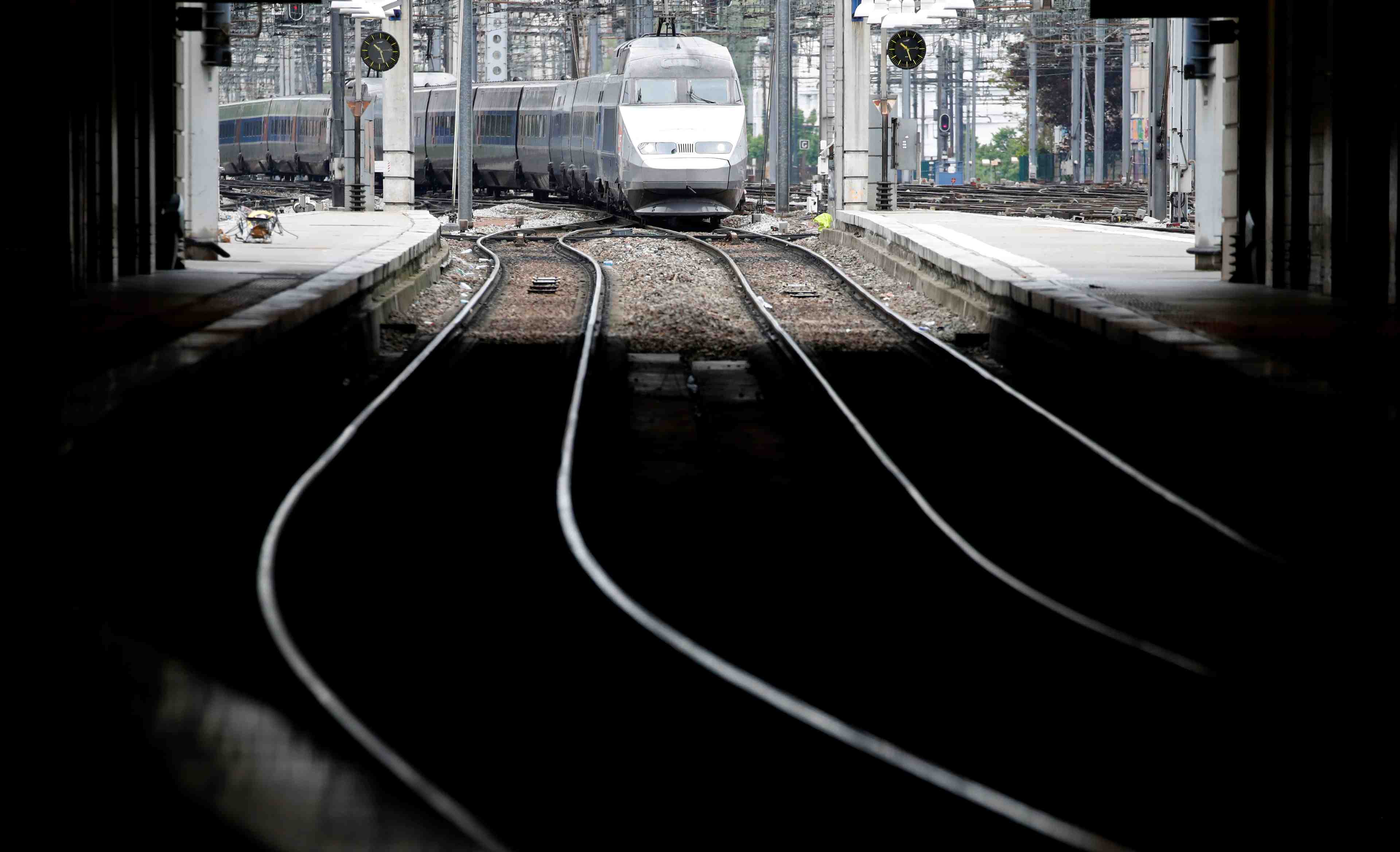 Sncf: poursuite a l'identique des perturbations vendredi