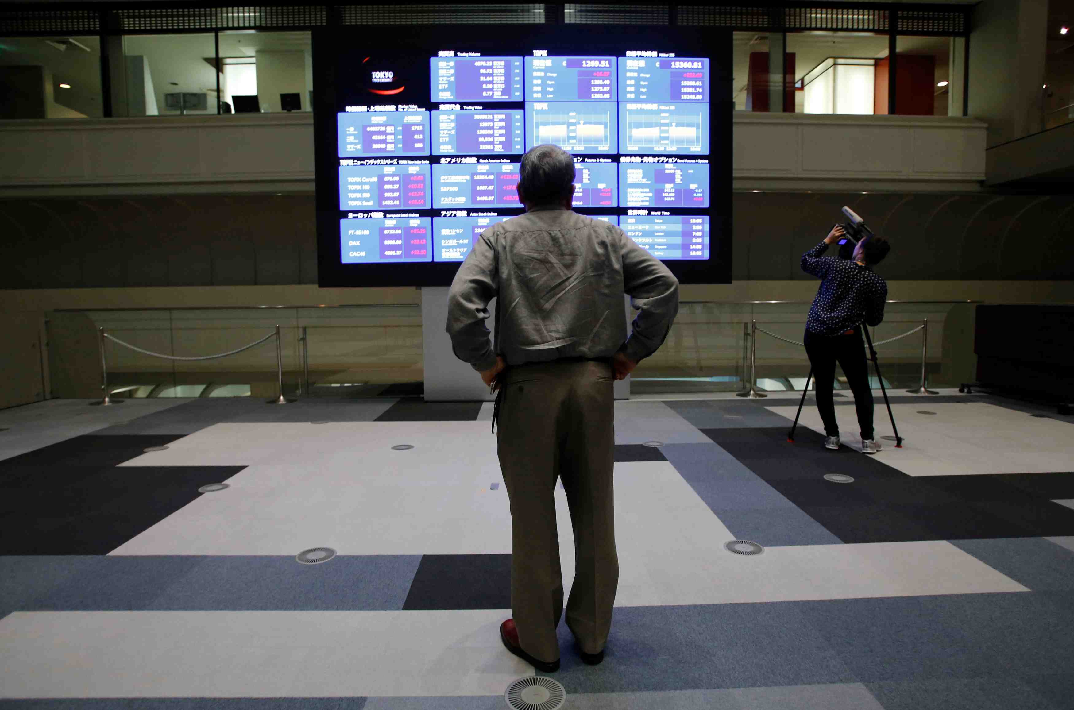La bourse de tokyo finit en hausse