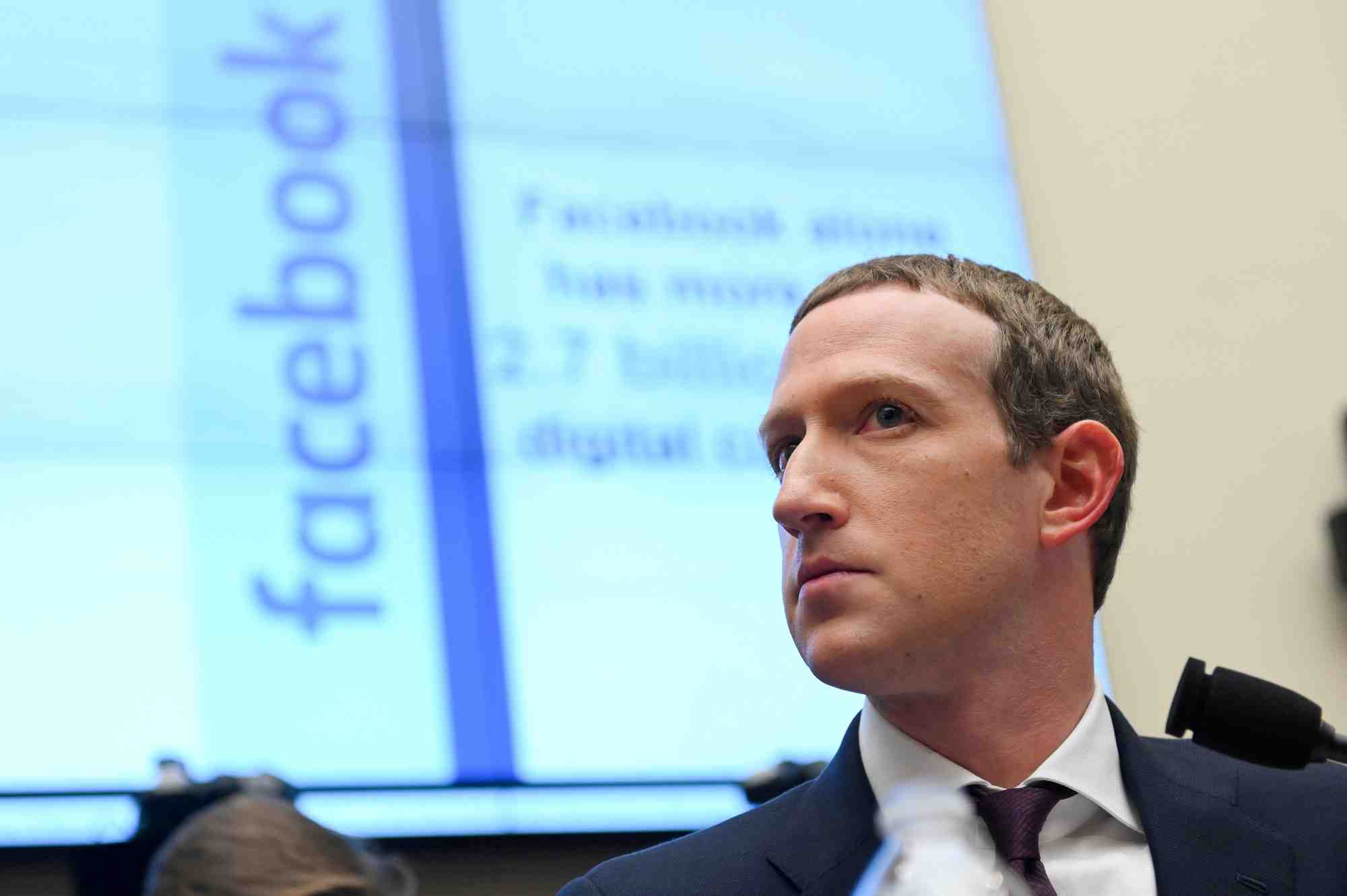 Le PDG de Facebook Mark Zuckerberg lors d'une audience au Congrès américain pour présenter la "Libra", le 23 octobre 2019
